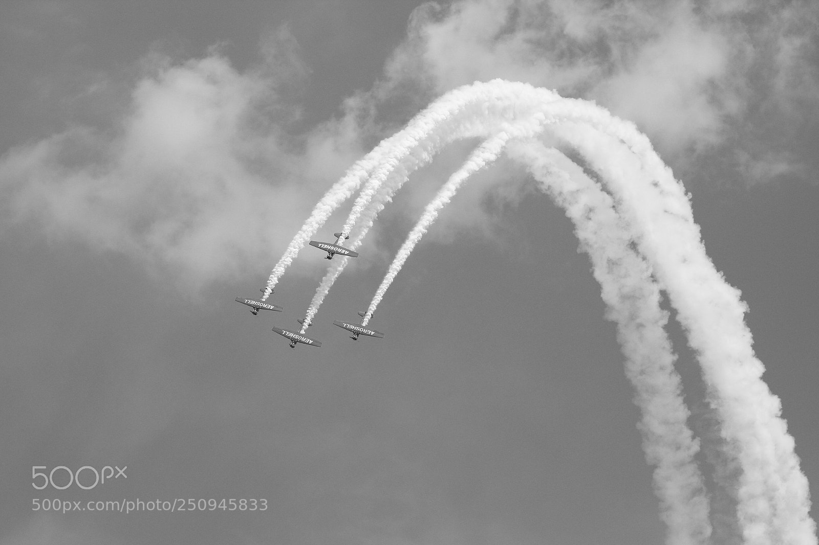 Canon EOS 1200D (EOS Rebel T5 / EOS Kiss X70 / EOS Hi) sample photo. Aeroshell aerobatic team x photography