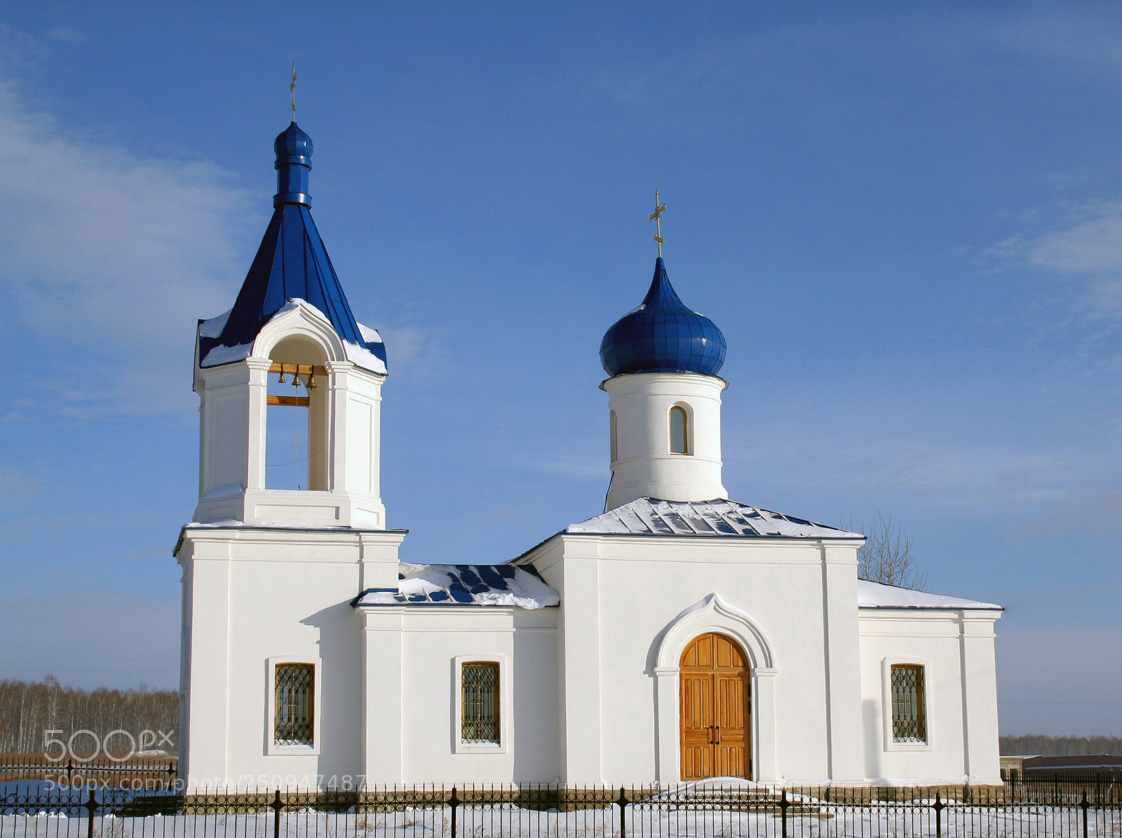 Canon EOS 350D (EOS Digital Rebel XT / EOS Kiss Digital N) sample photo. Rural church photography