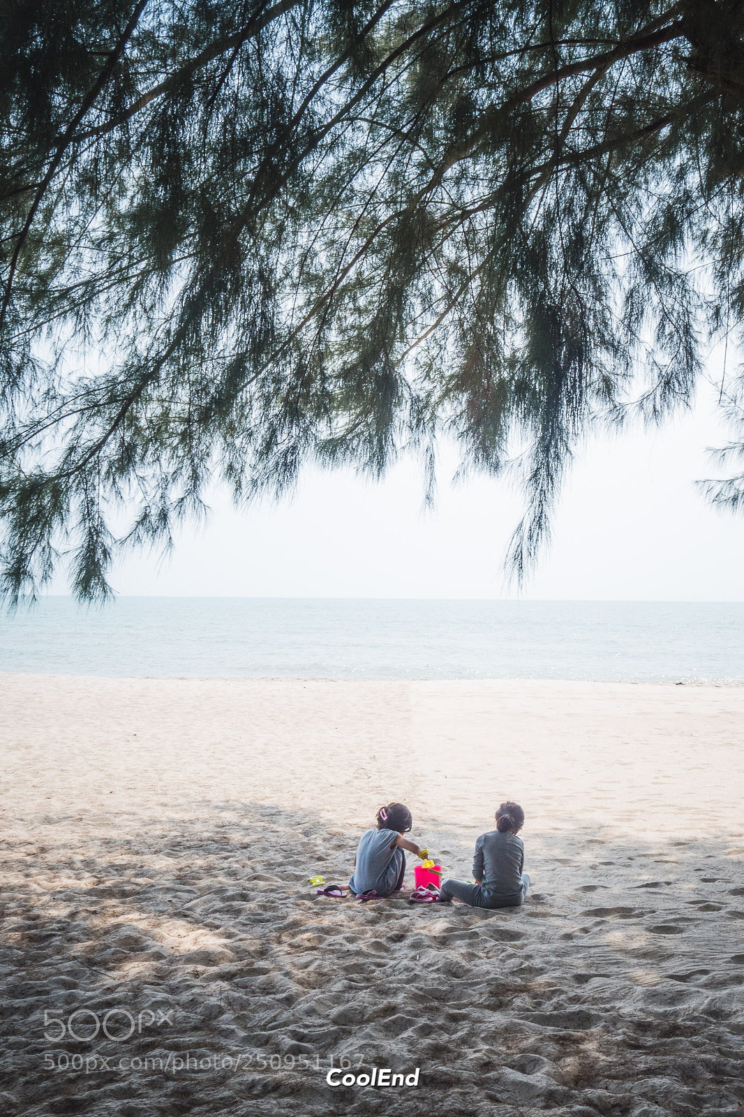 Olympus PEN-F sample photo. Playing at the beach photography