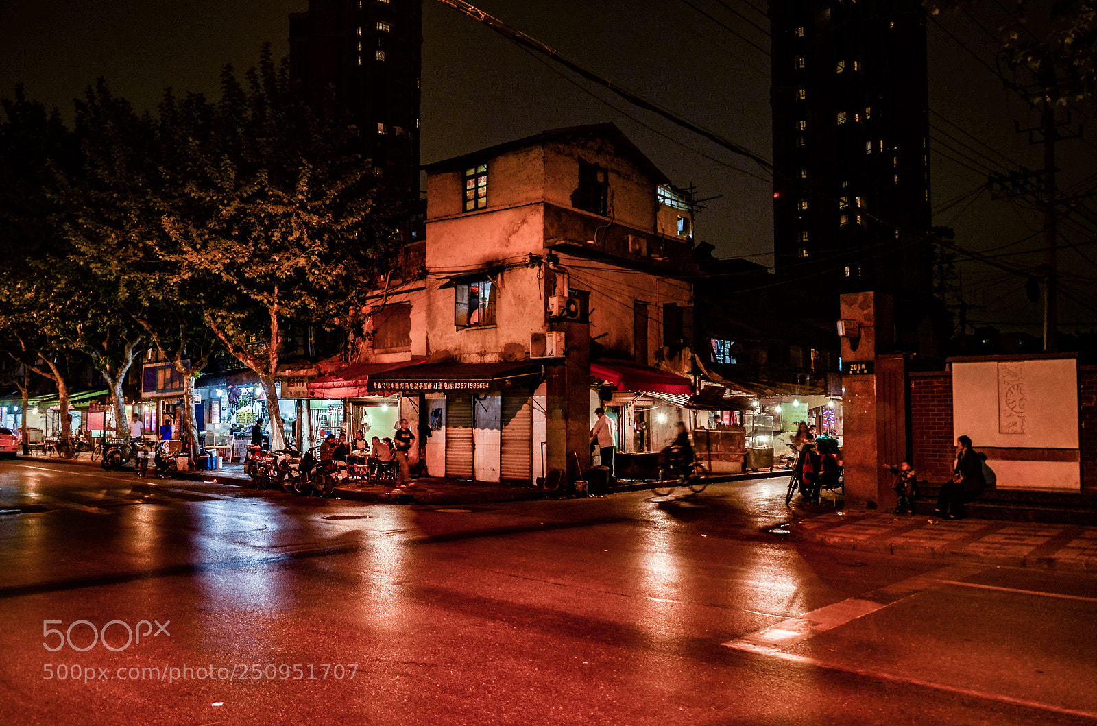 Nikon D5100 sample photo. Dark photography