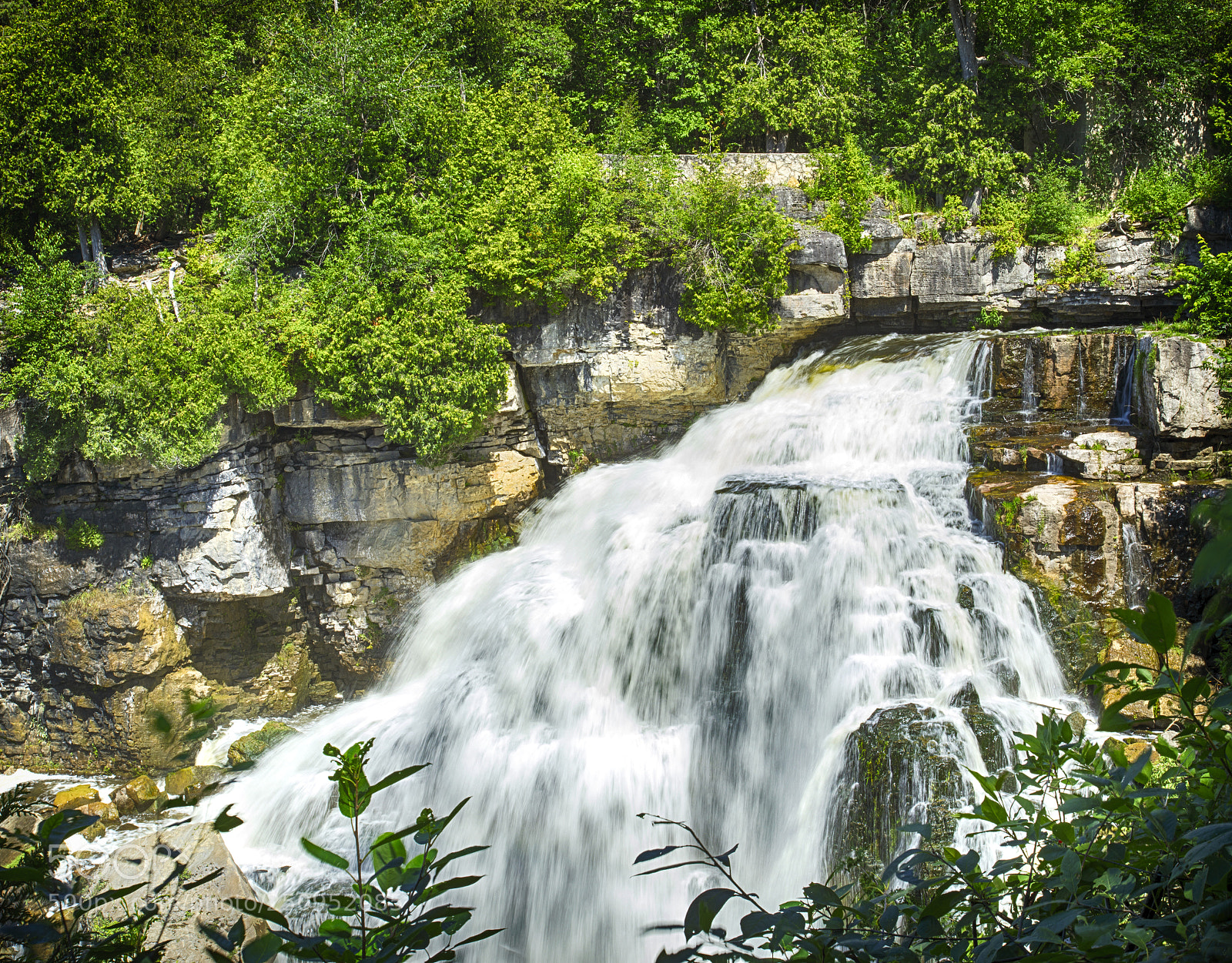 Canon EOS 5D Mark IV sample photo. Inglis waterfalls near owen photography