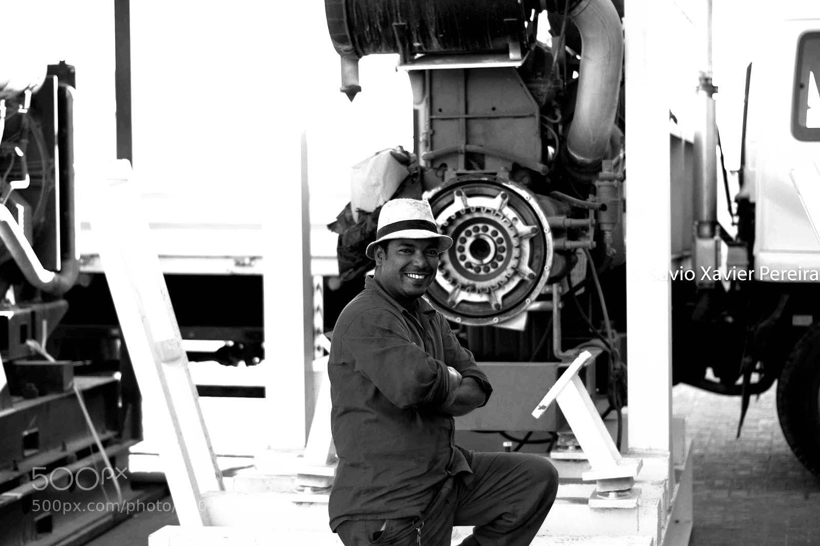 Nikon D3300 sample photo. The mechanic photography