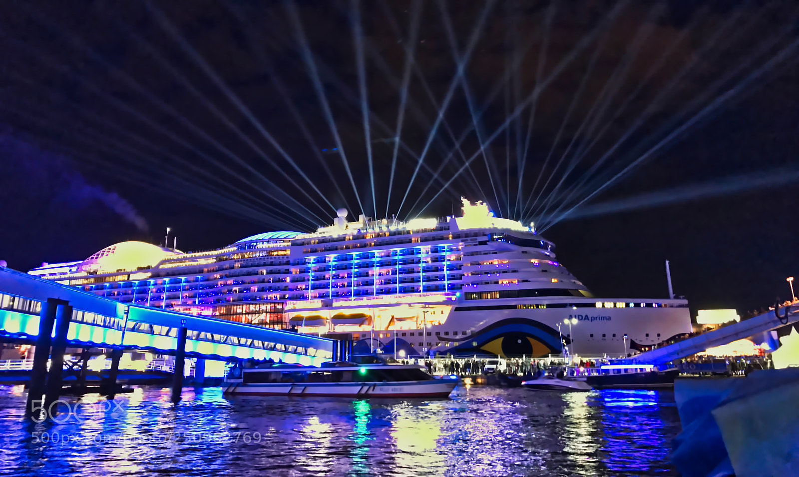 Apple iPhone 7 Plus sample photo. Cruise ship photography