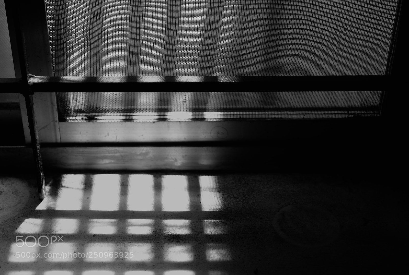 Nikon D5200 sample photo. Shadows photography