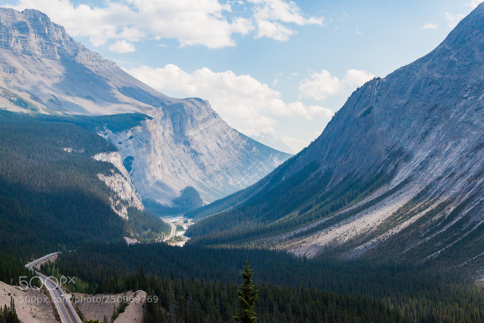 Canon EOS 500D (EOS Rebel T1i / EOS Kiss X3) sample photo. Icefields parkway photography