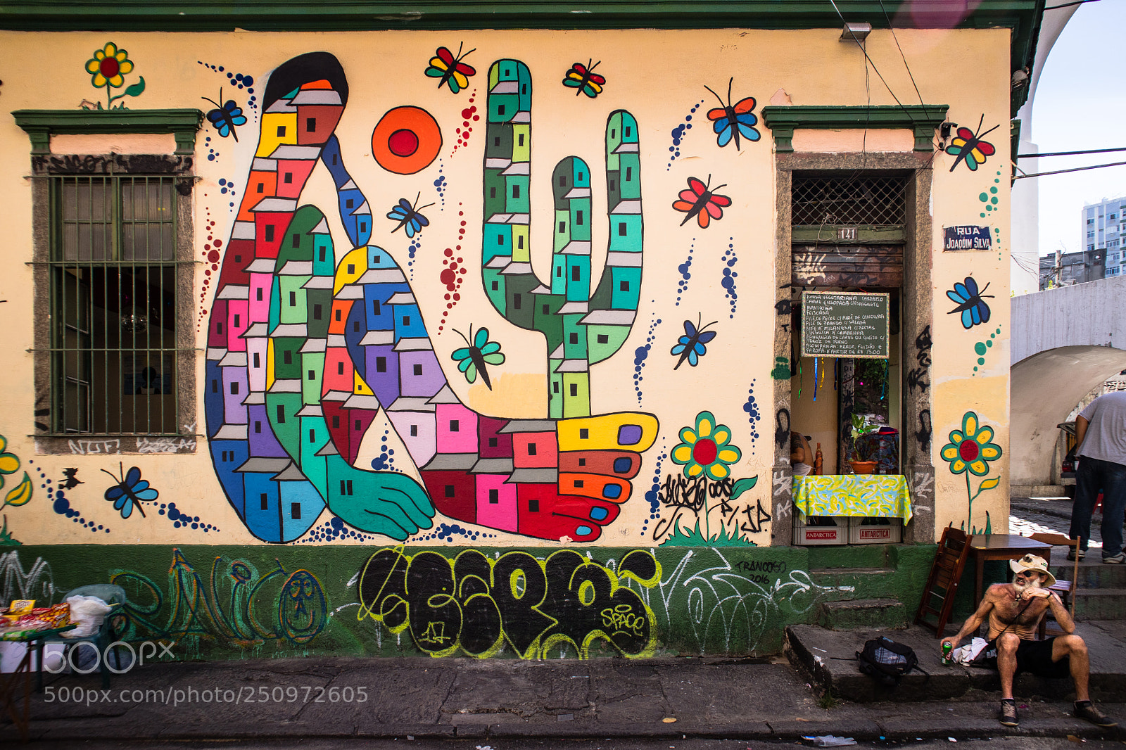 Canon EOS M3 sample photo. Graffiti on street, rio photography