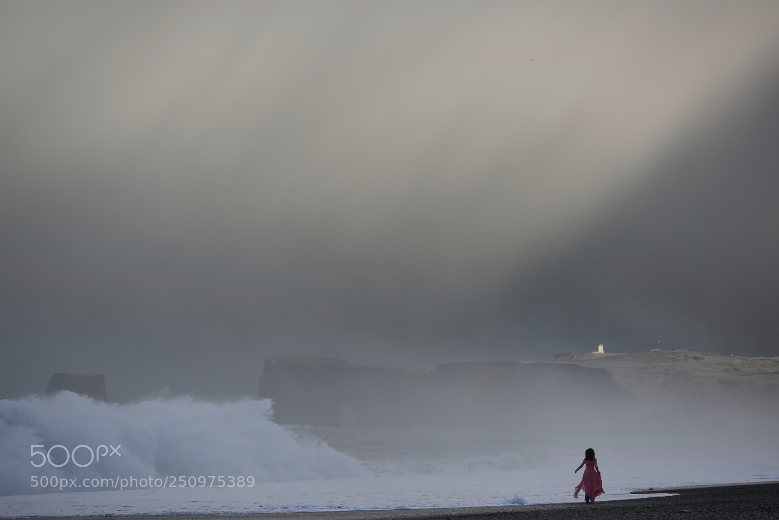 Nikon D810 sample photo. Walking at black sand photography