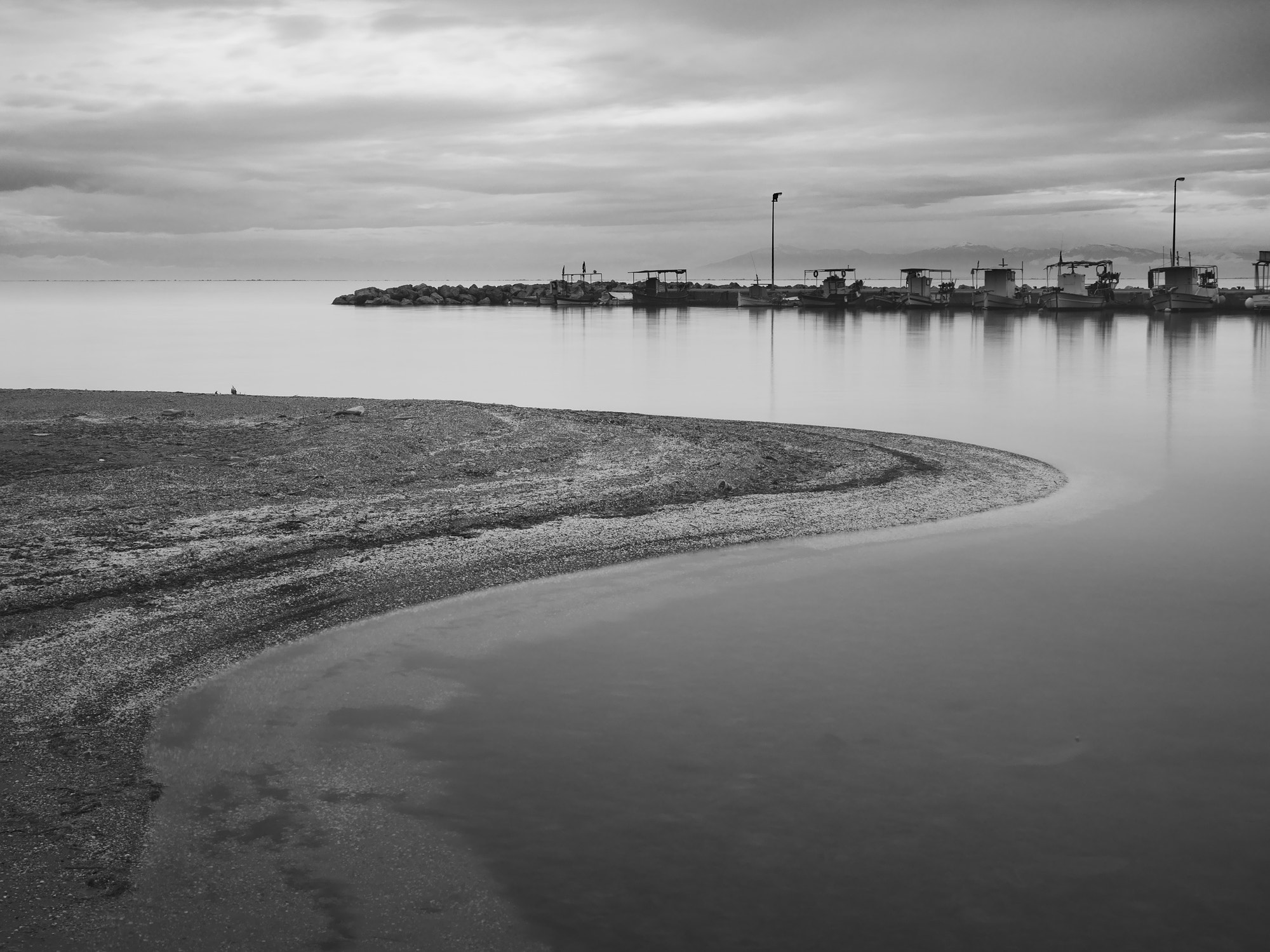 Olympus PEN E-PM2 sample photo. Neoi epivaton bay le bw photography