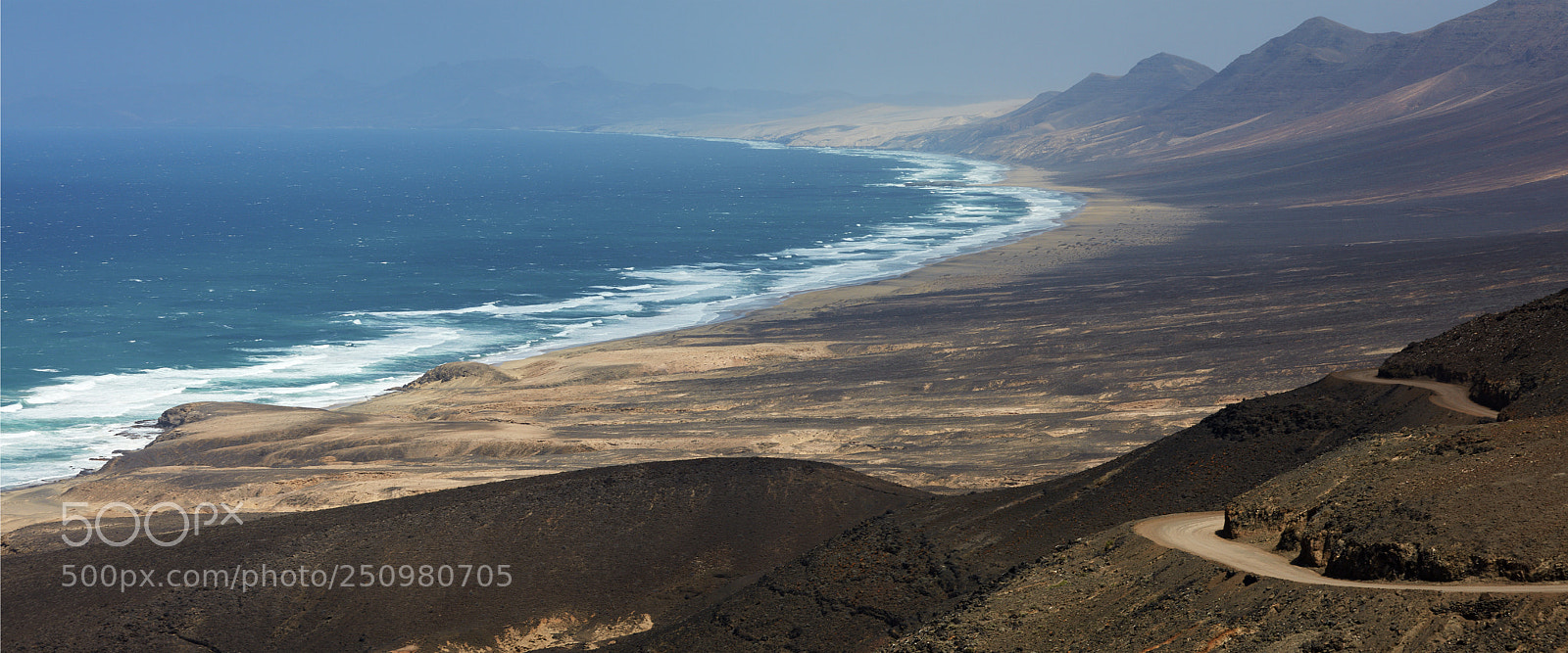 Canon EOS 5DS R sample photo. Road to playa de photography