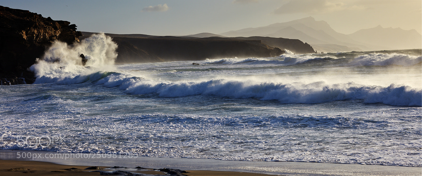 Canon EOS 5DS R sample photo. La pared sunset photography