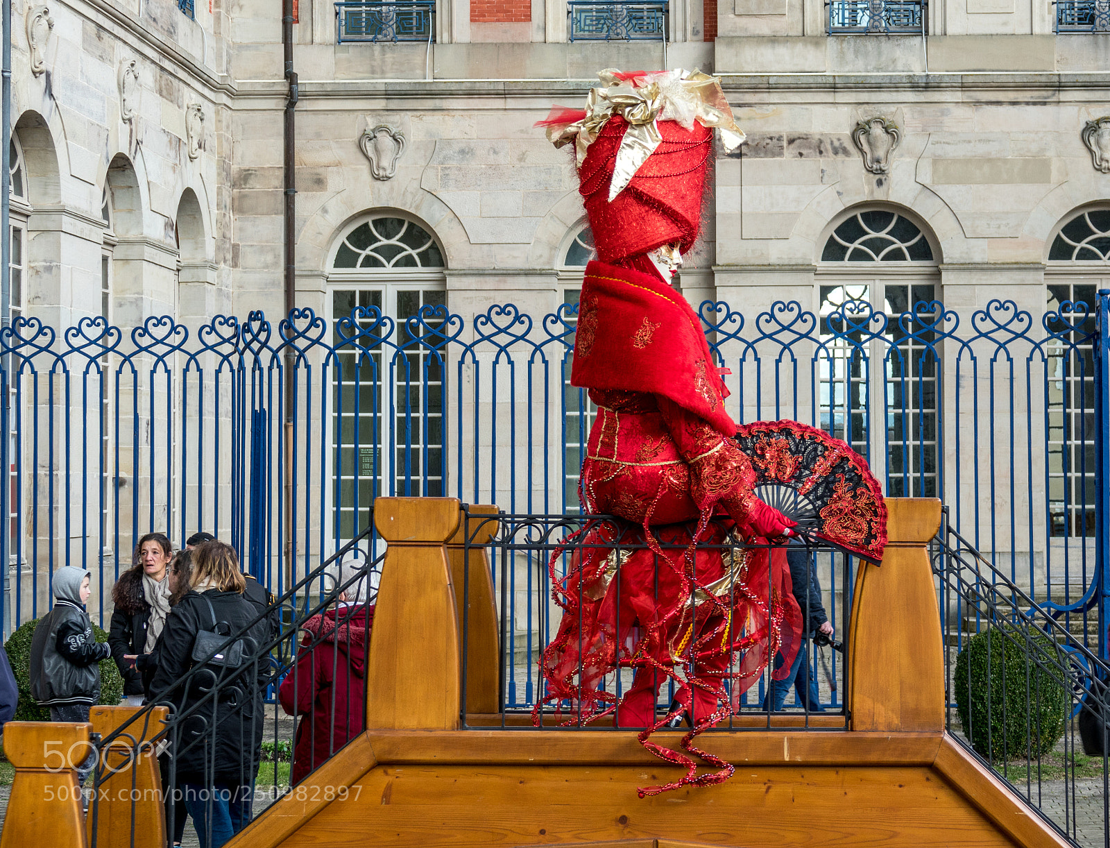 Sony Cyber-shot DSC-RX10 III sample photo. Carnaval remiremont photography