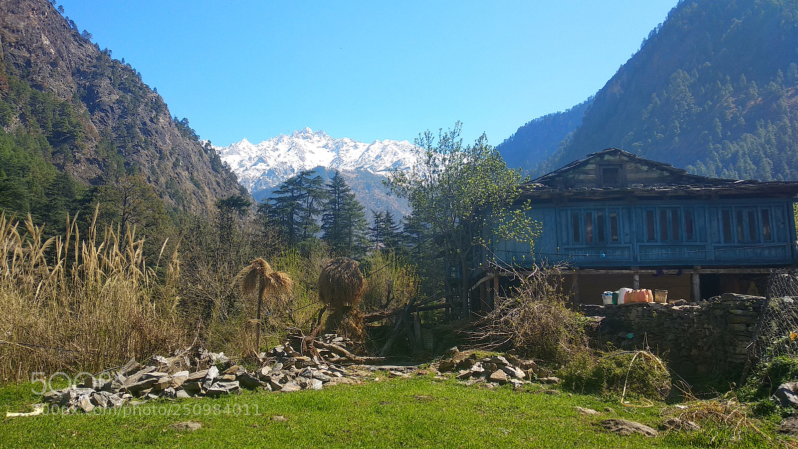 Xiaomi Mi A1 sample photo. India kasol mouten photography