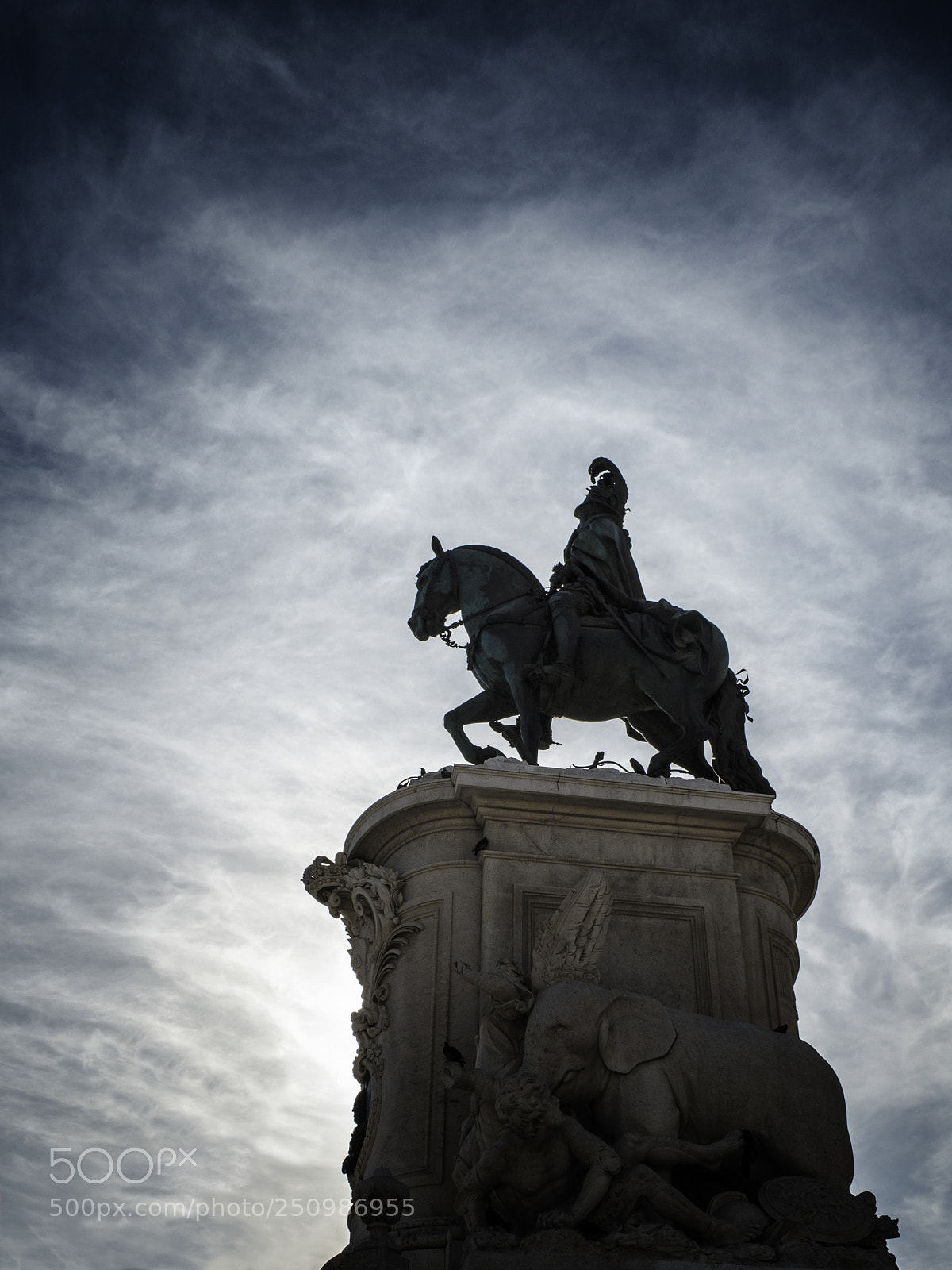 Nikon D5100 sample photo. To the sky photography