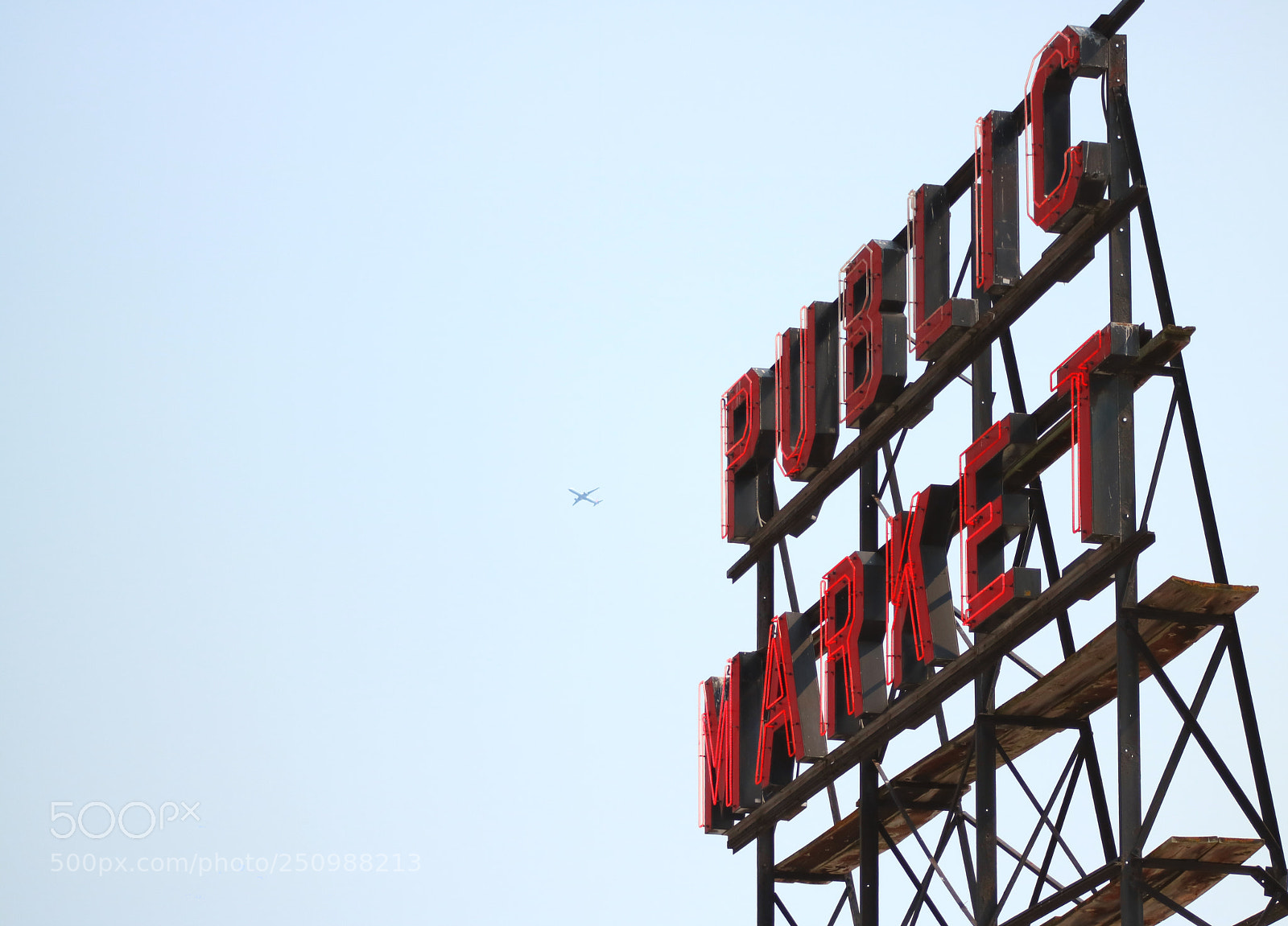 Canon EOS 760D (EOS Rebel T6s / EOS 8000D) sample photo. Public market seattle photography