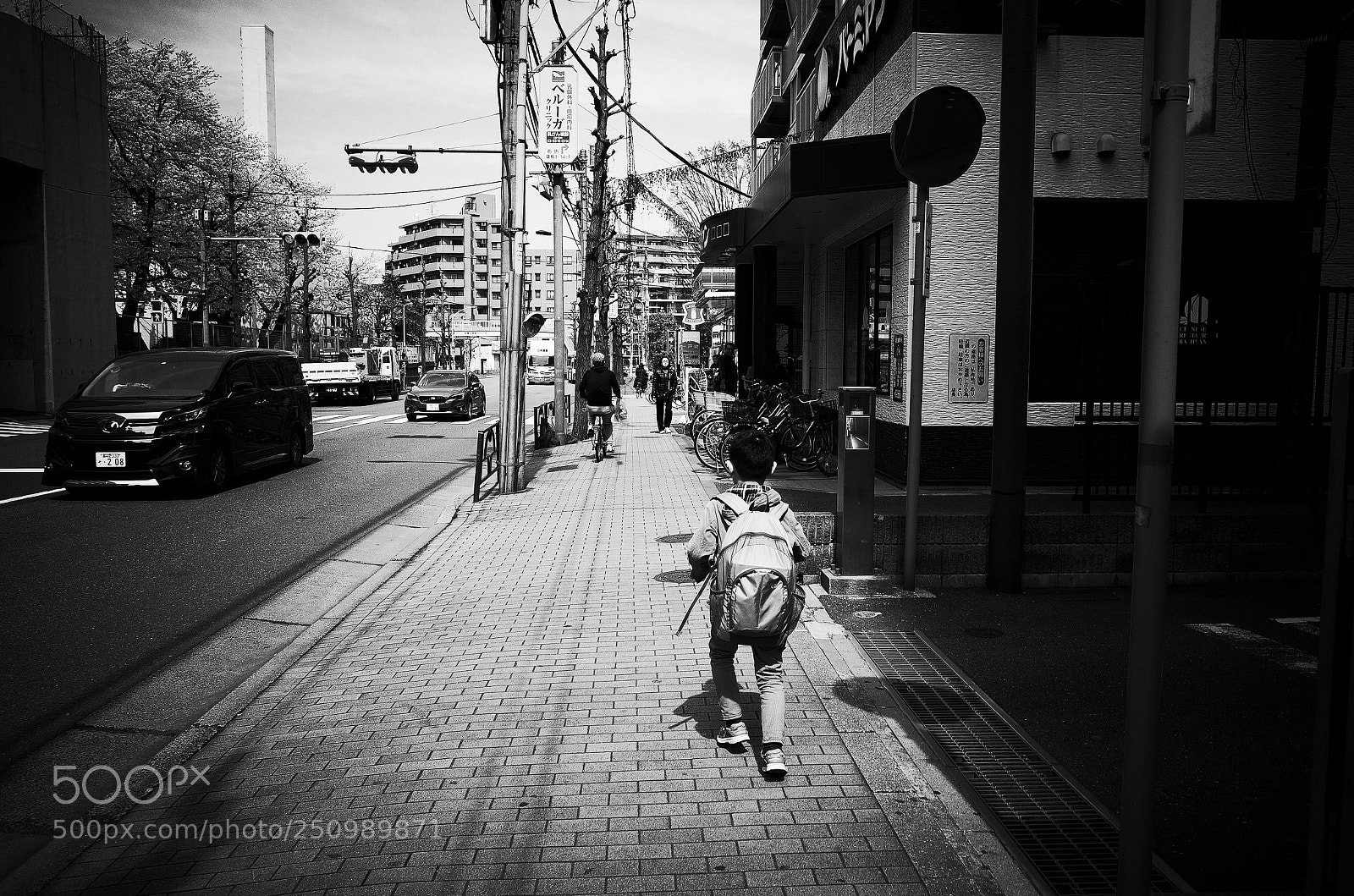 Ricoh GR II sample photo. Streets photography