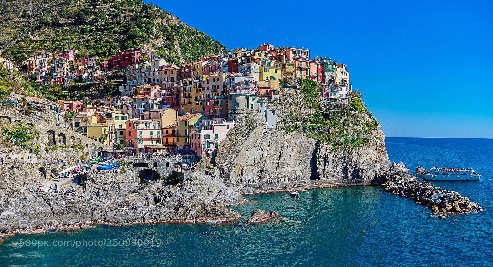 Canon EOS 550D (EOS Rebel T2i / EOS Kiss X4) sample photo. Manarola ,italia photography