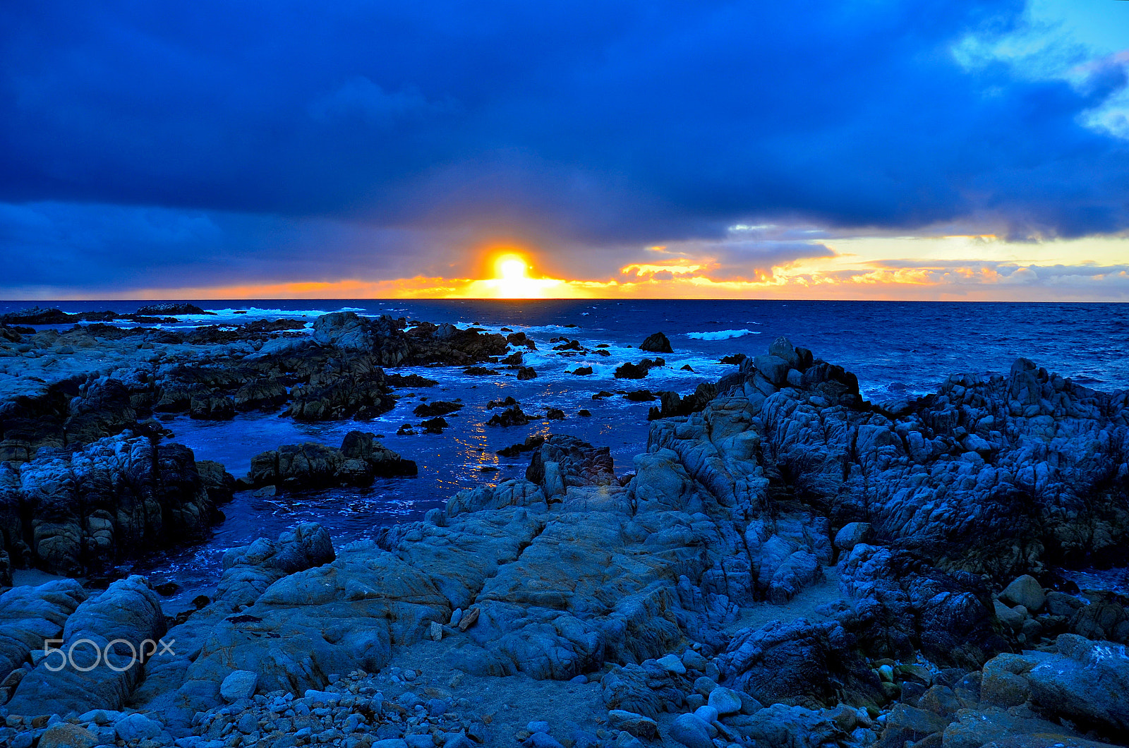 Nikon D7000 sample photo. Monterey sunset photography