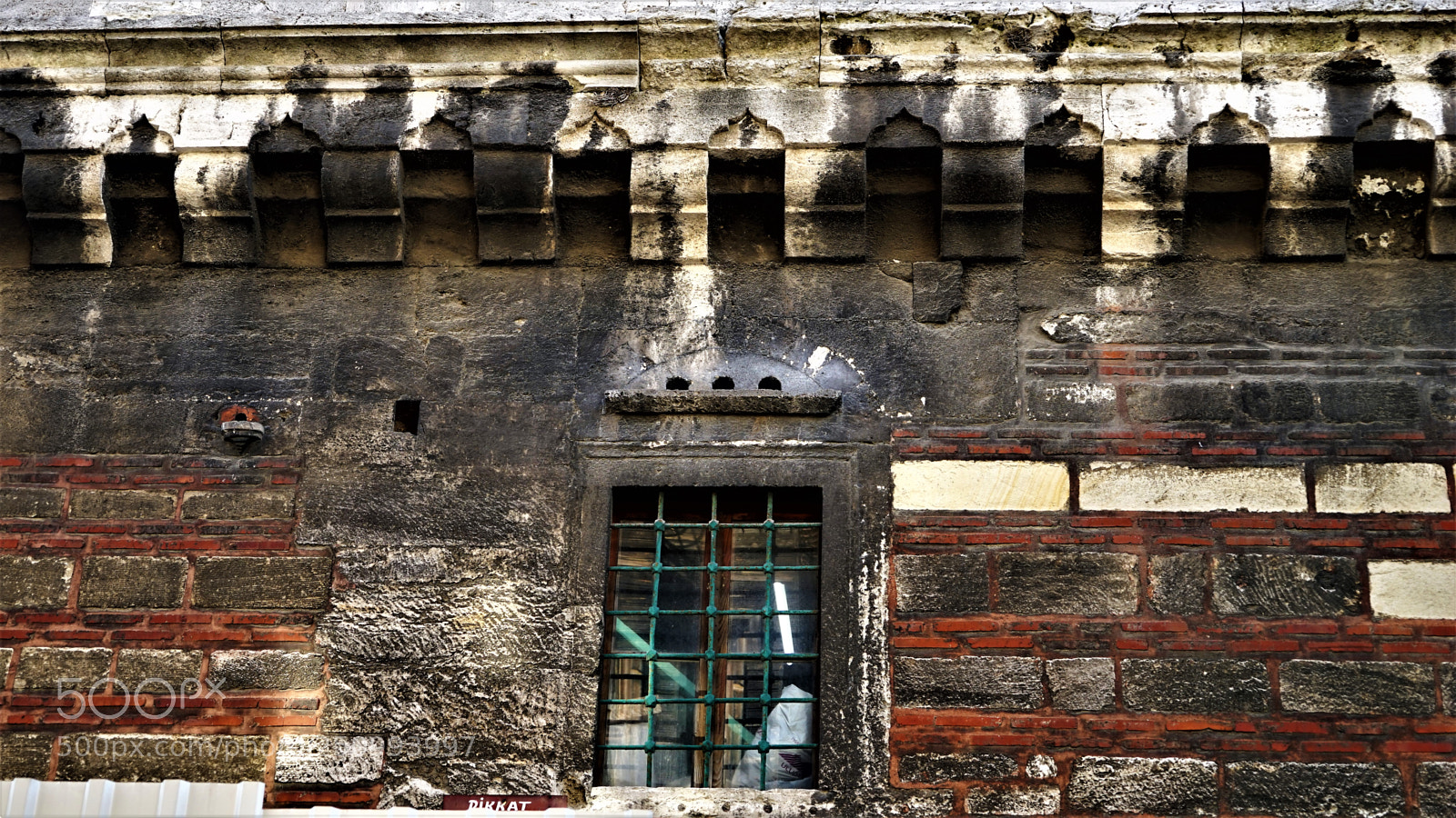 Sony a7 sample photo. Mimaride minikler icin tasarlanmis photography