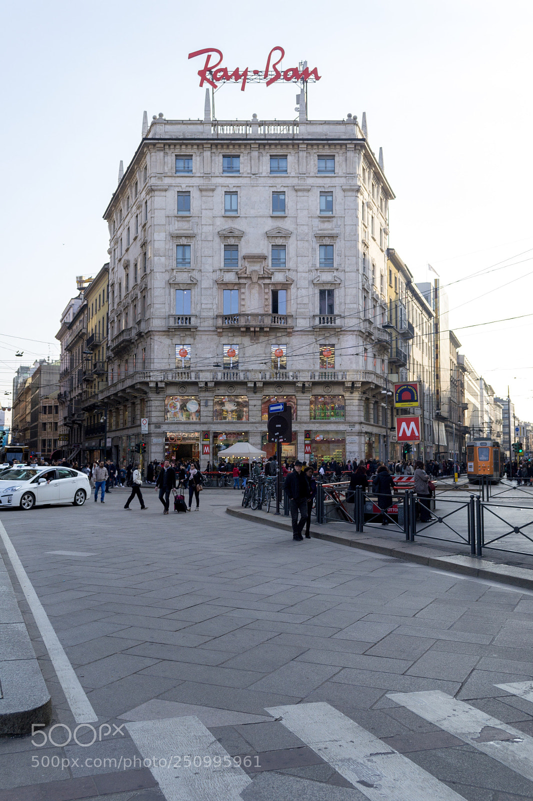 Nikon D3100 sample photo. Piazza duomo, milano photography
