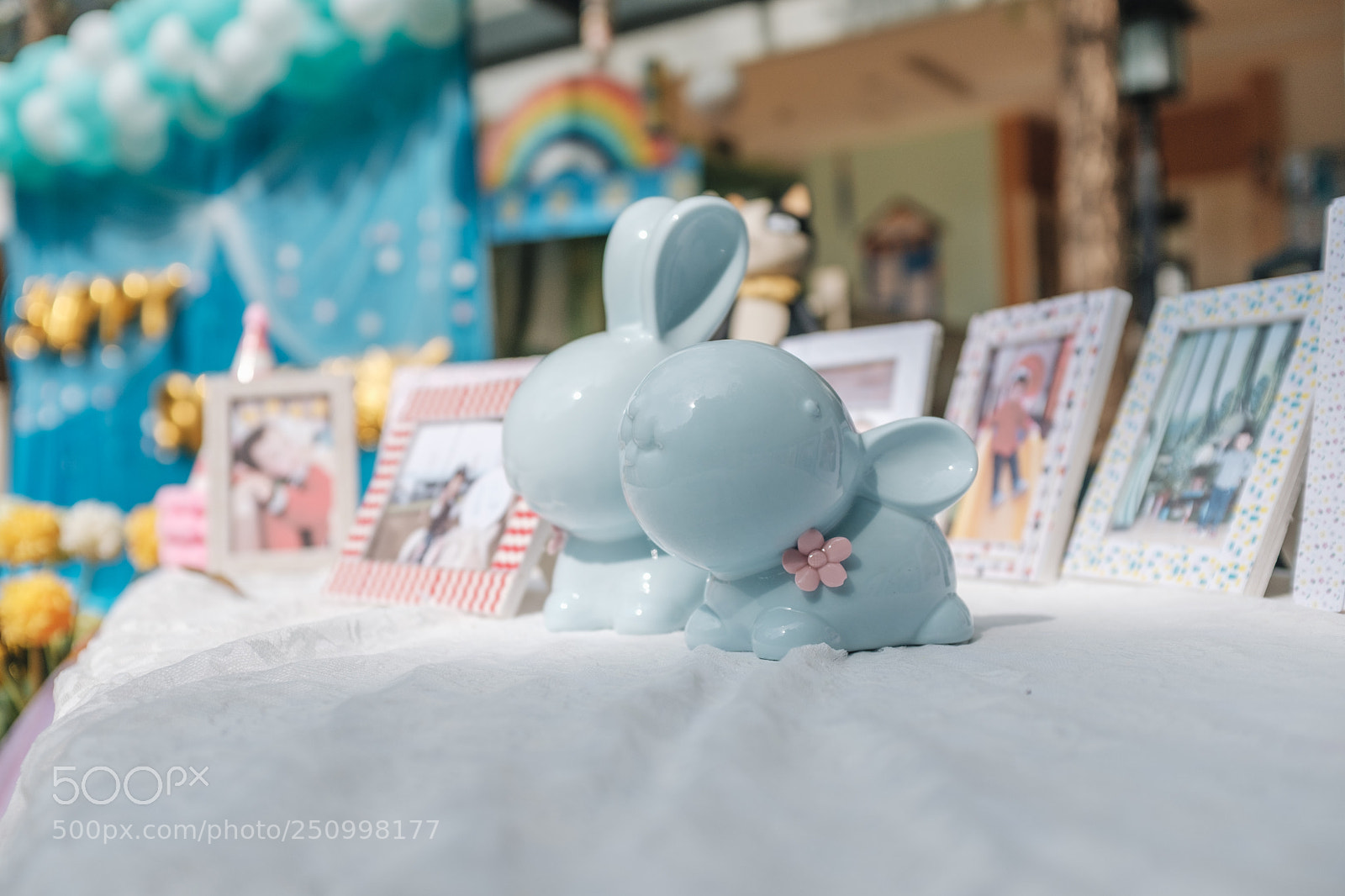 Fujifilm X100F sample photo. Ceramic rabbit photography