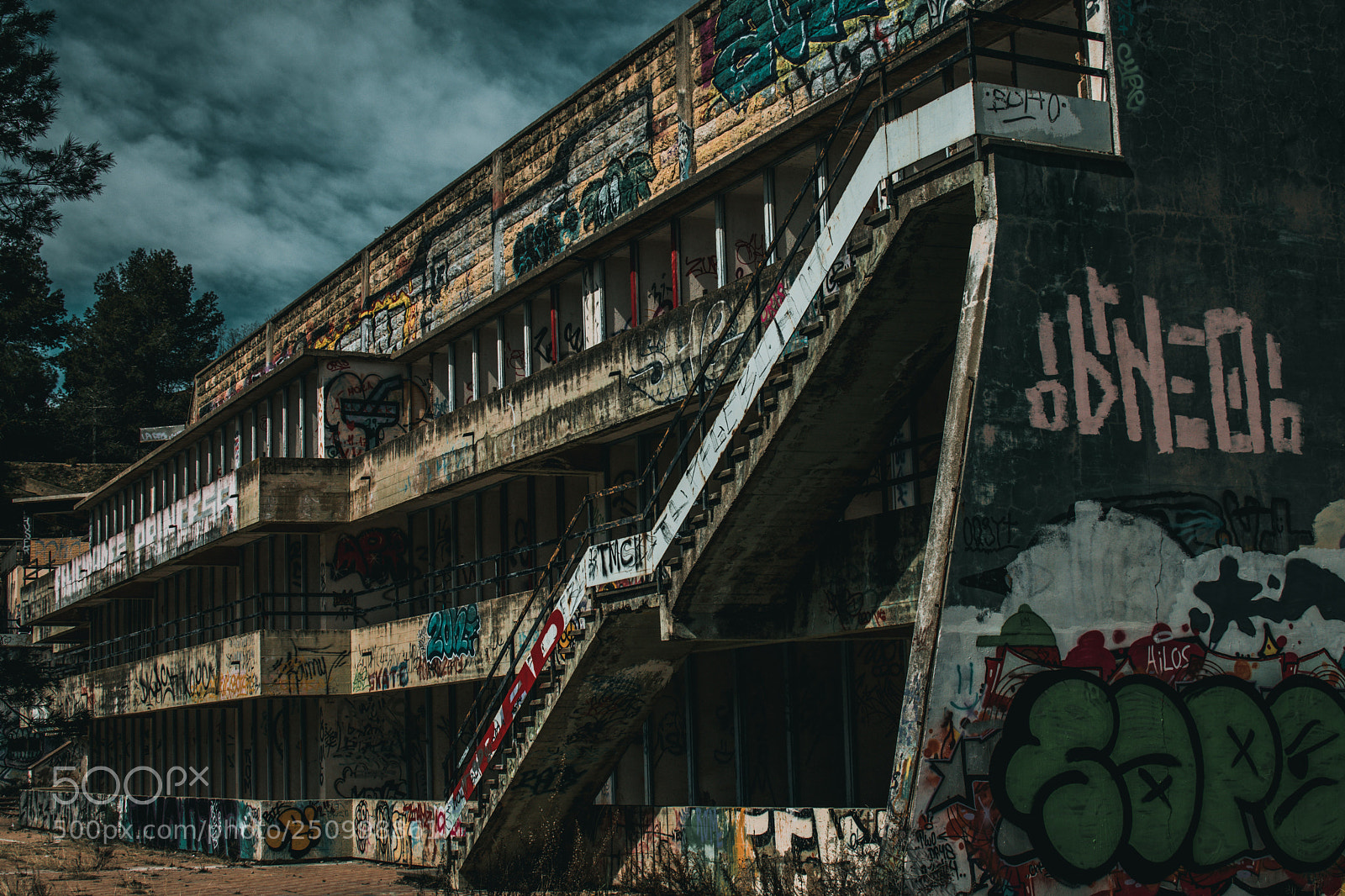 Nikon D3300 sample photo. Abandoned 2.0 photography