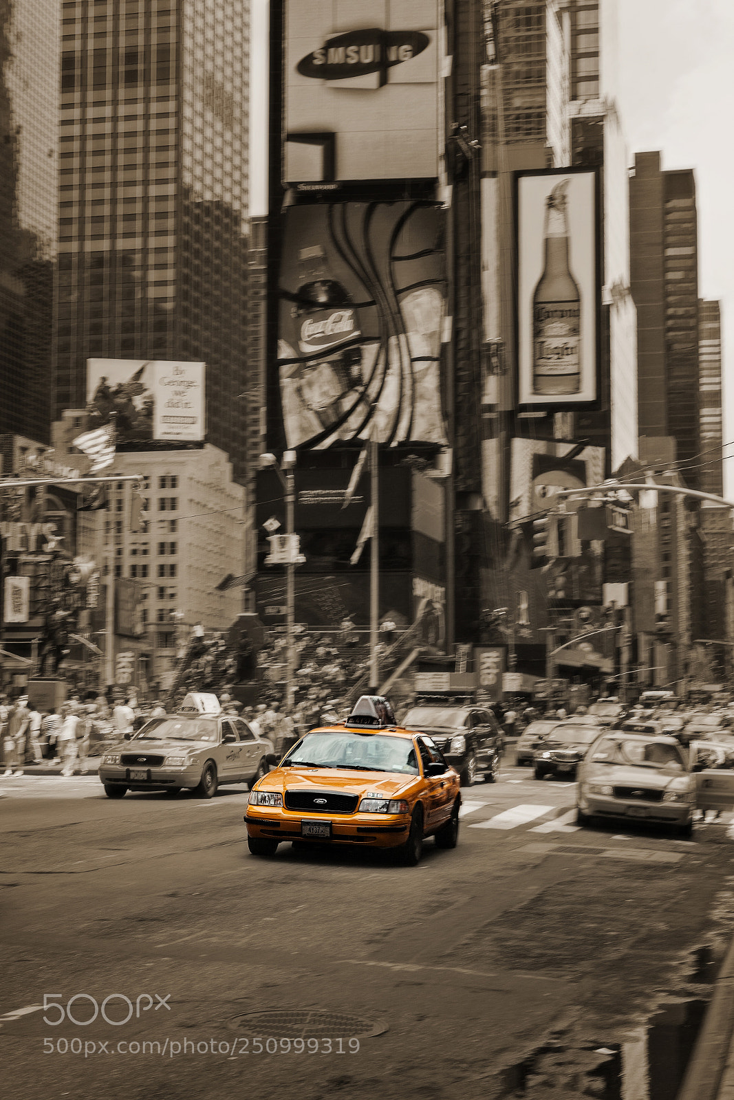 Canon EOS 5D Mark II sample photo. Hey taxi! photography