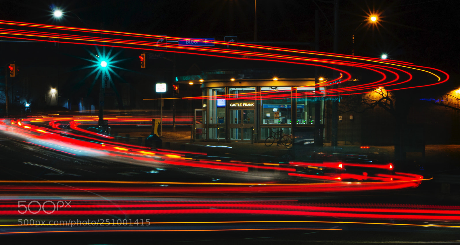 Canon EOS 70D sample photo. Streaming traffic in the photography