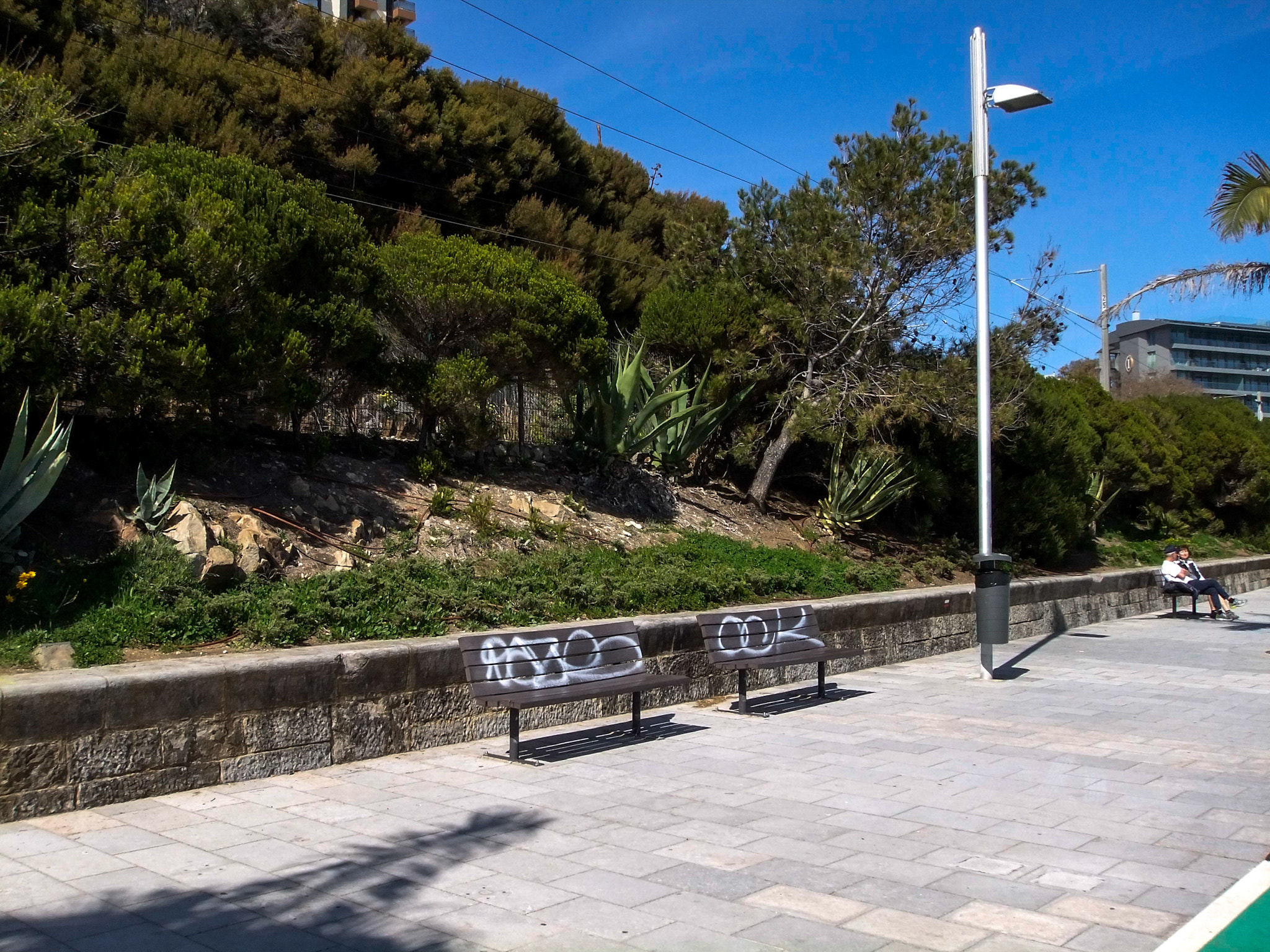 FujiFilm FinePix Z800EXR (FinePix Z808EXR) sample photo. Benches photography