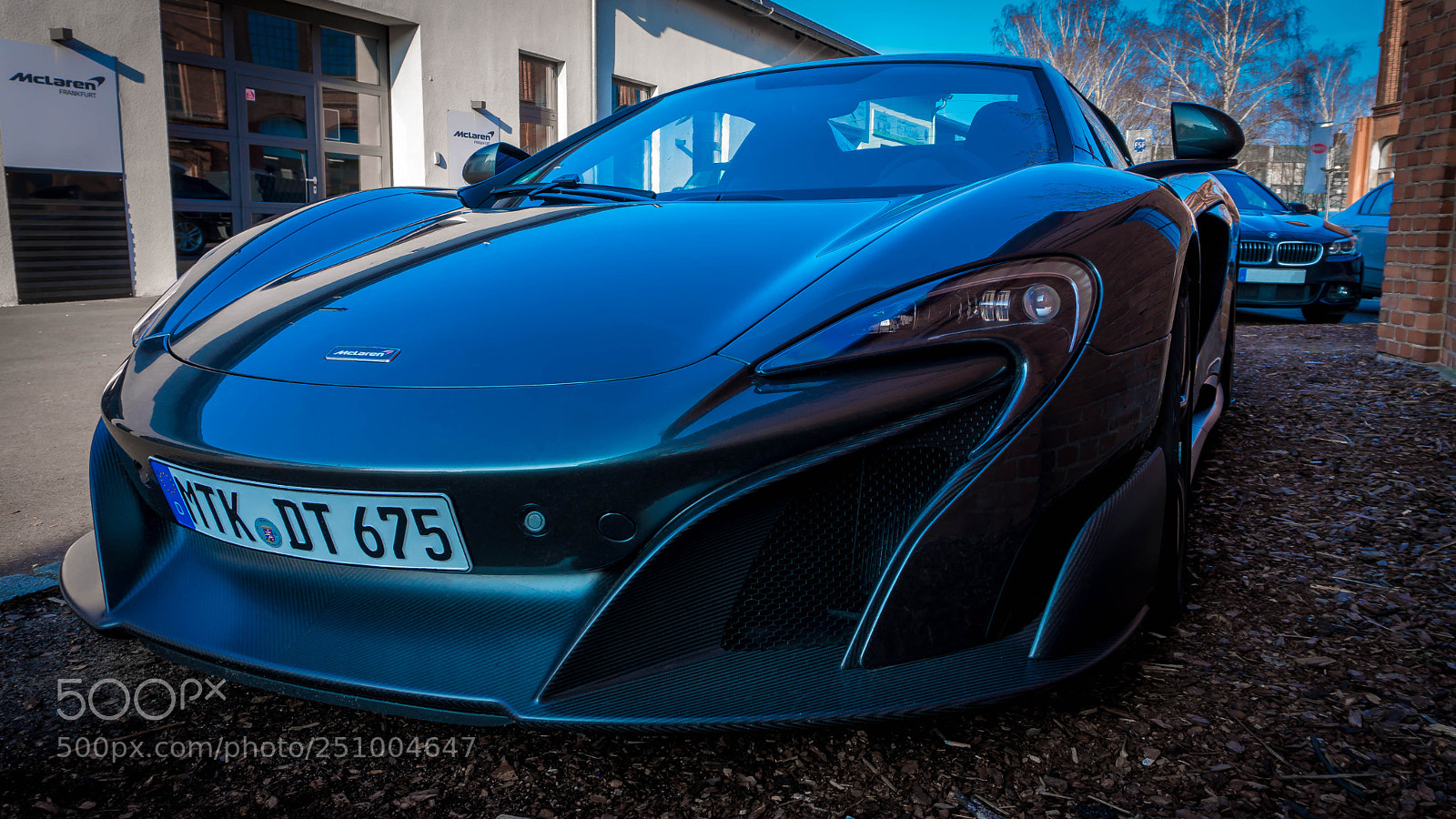 Sony a6300 sample photo. Mclaren 675lt - front photography