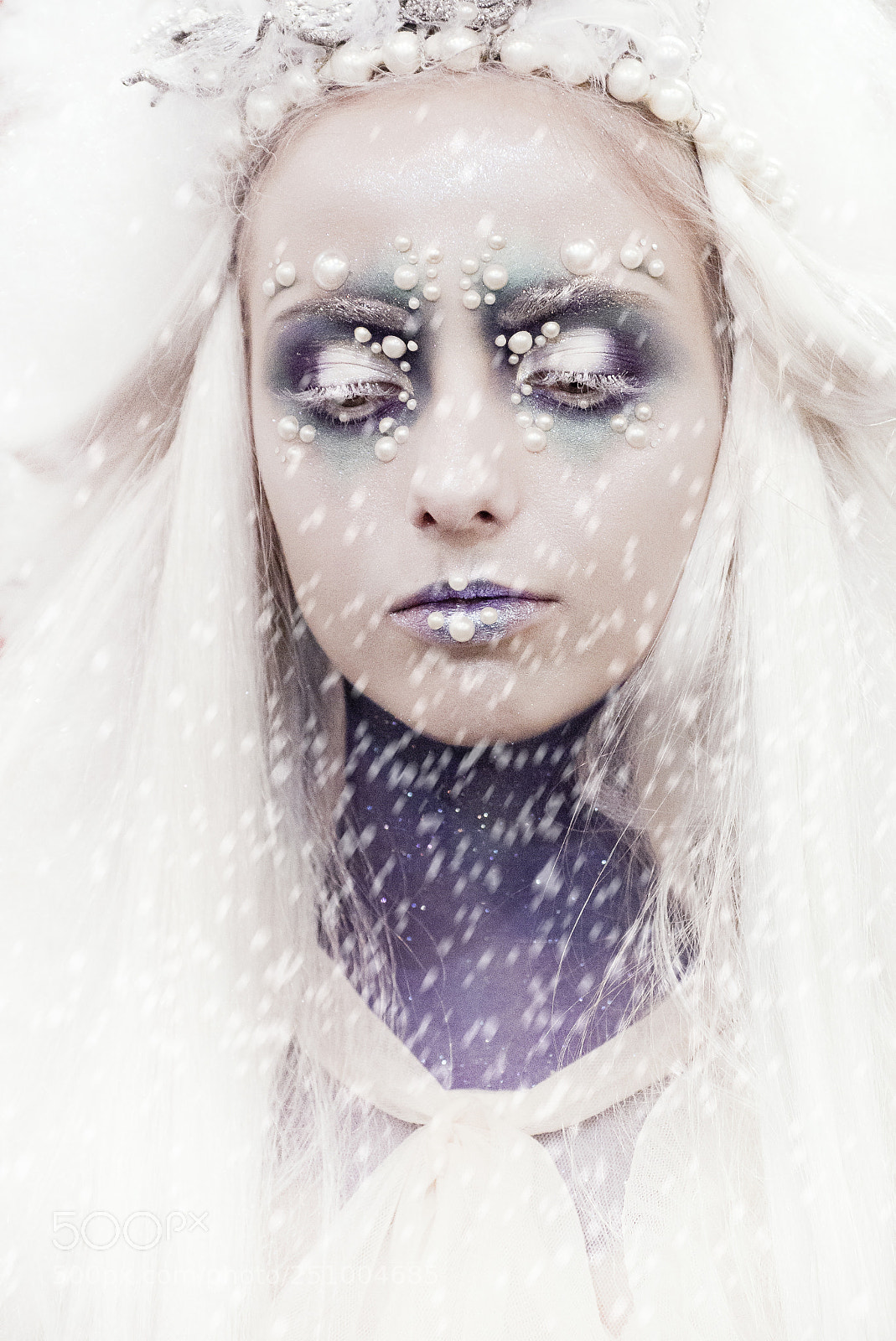 Pentax K-5 sample photo. Icequeen photography