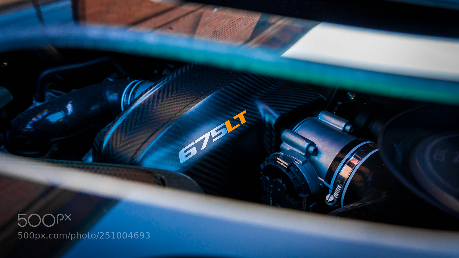 Sony a6300 sample photo. Mclaren 675lt - engine photography