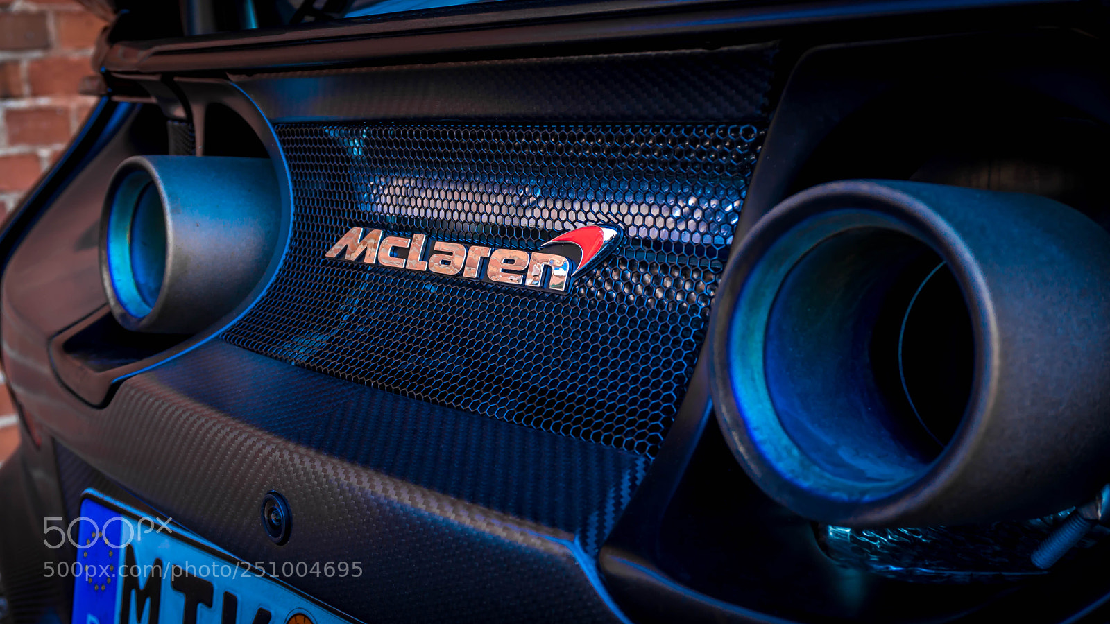 Sony a6300 sample photo. Mclaren 675lt - exhausts photography