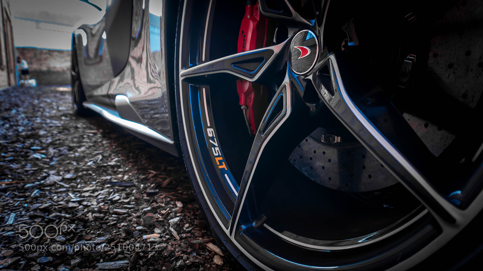 Sony a6300 sample photo. Mclaren 675lt - wheel photography