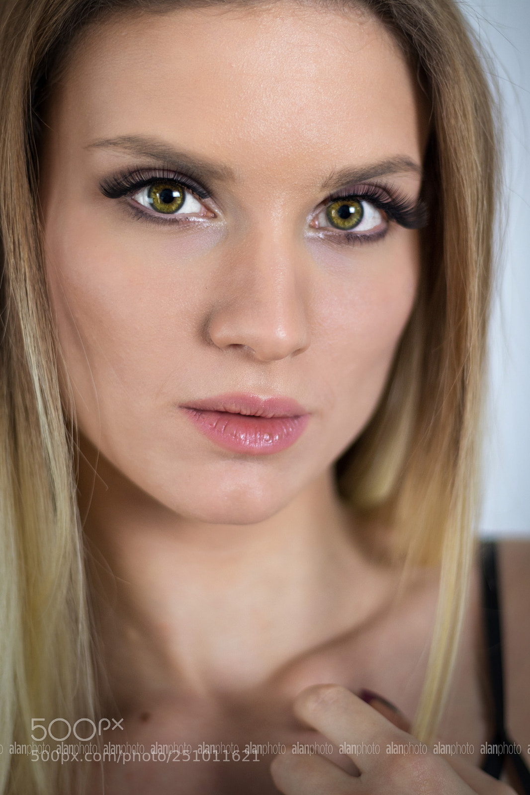 Canon EOS 800D (EOS Rebel T7i / EOS Kiss X9i) sample photo. Valentina i photography