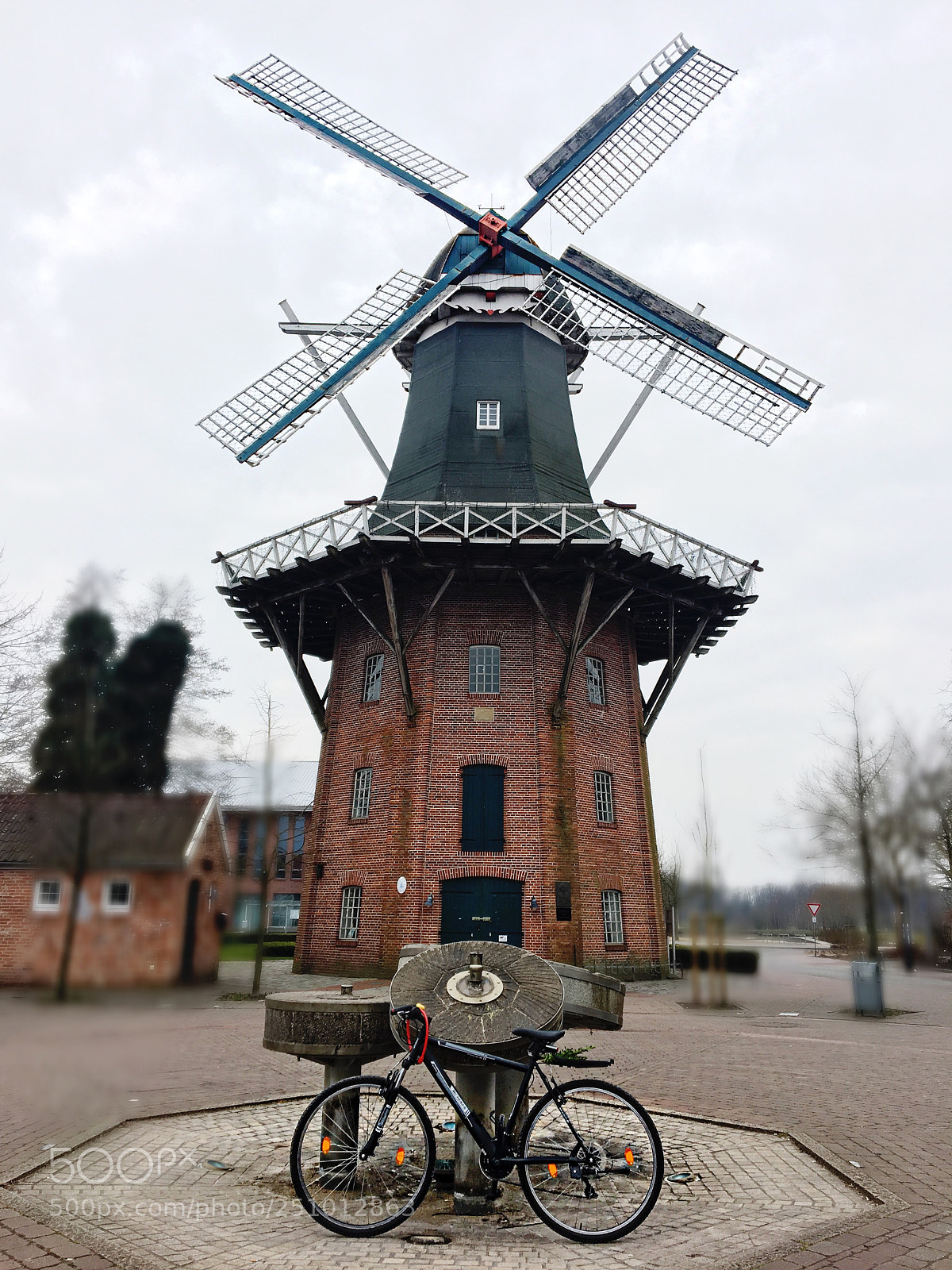 Apple iPhone 6s sample photo. Papenburg windmill photography