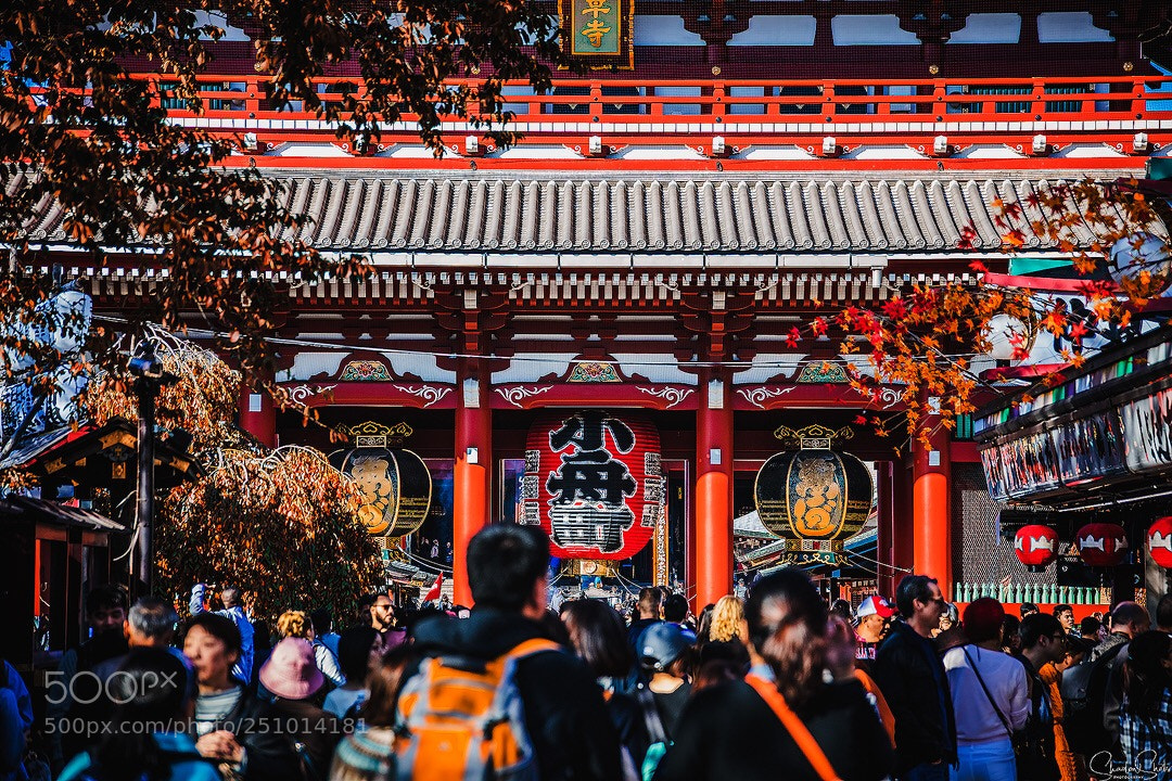 Canon EOS 5DS R sample photo. “temple crowds” ©2018 photography