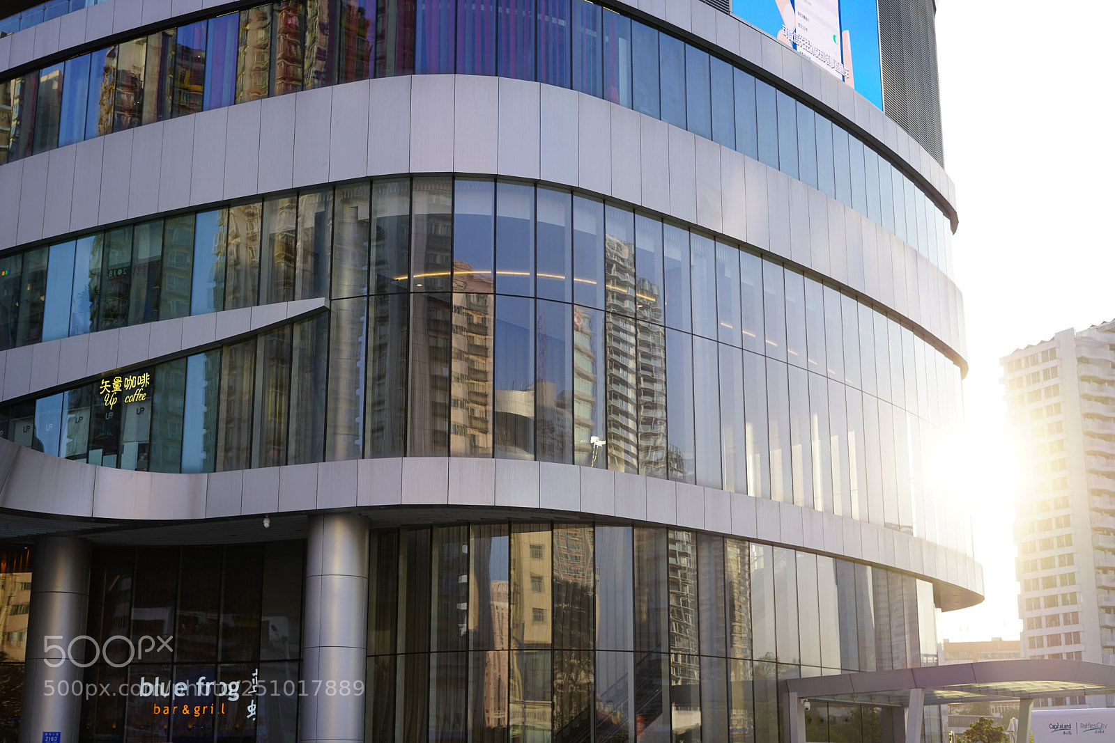 Sony a7R II sample photo. Buildings in glass photography