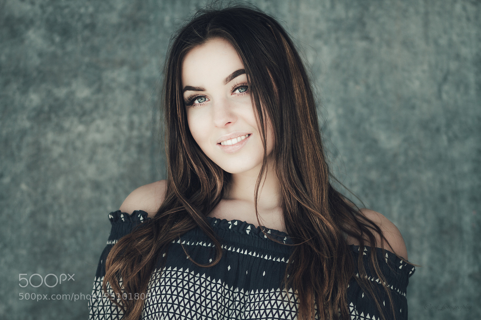Canon EOS 7D sample photo. Smiling. photography