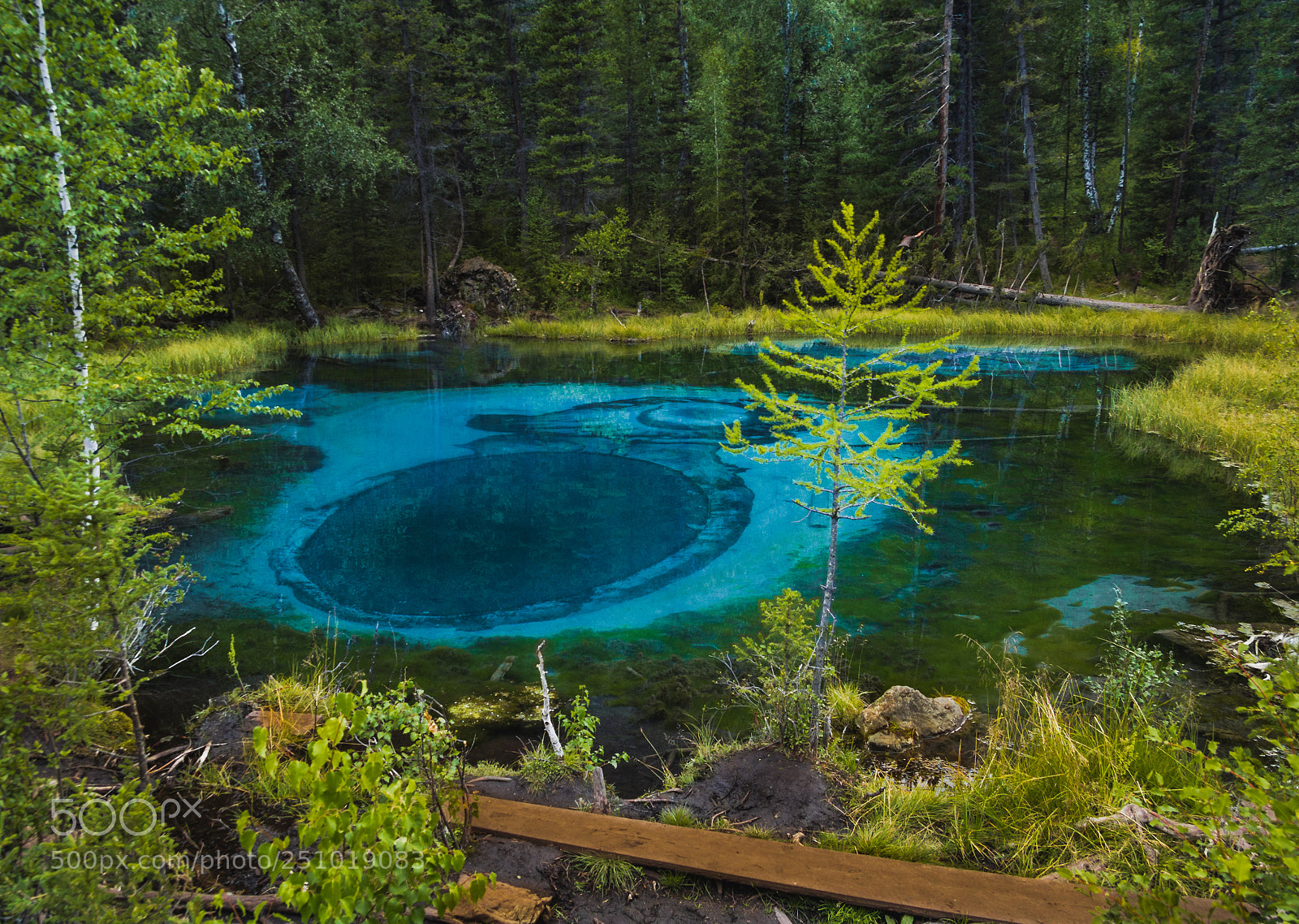 Canon EOS 550D (EOS Rebel T2i / EOS Kiss X4) sample photo. Geyser lake photography