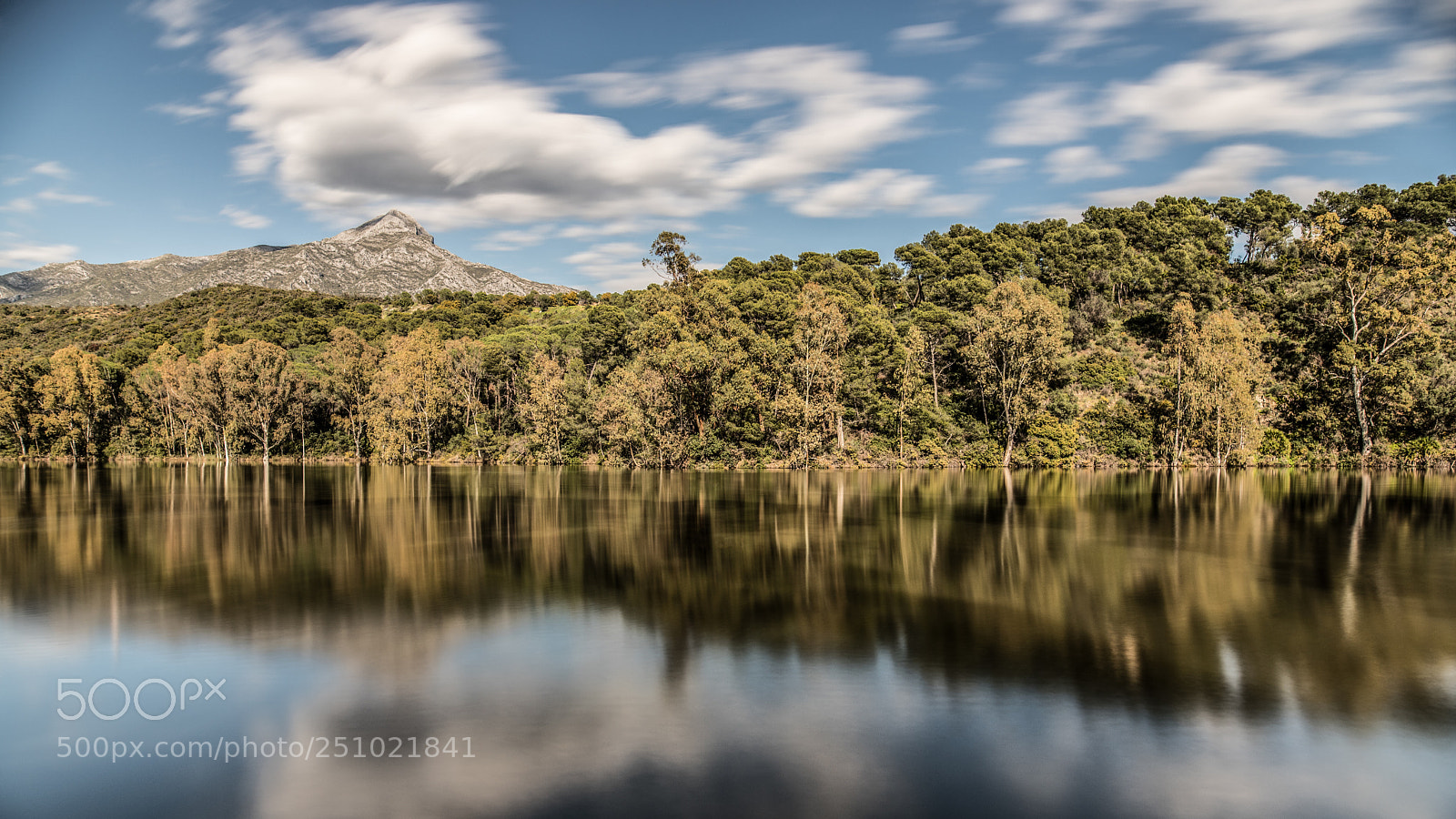 Canon EOS 6D Mark II sample photo. Reflection of la concha photography