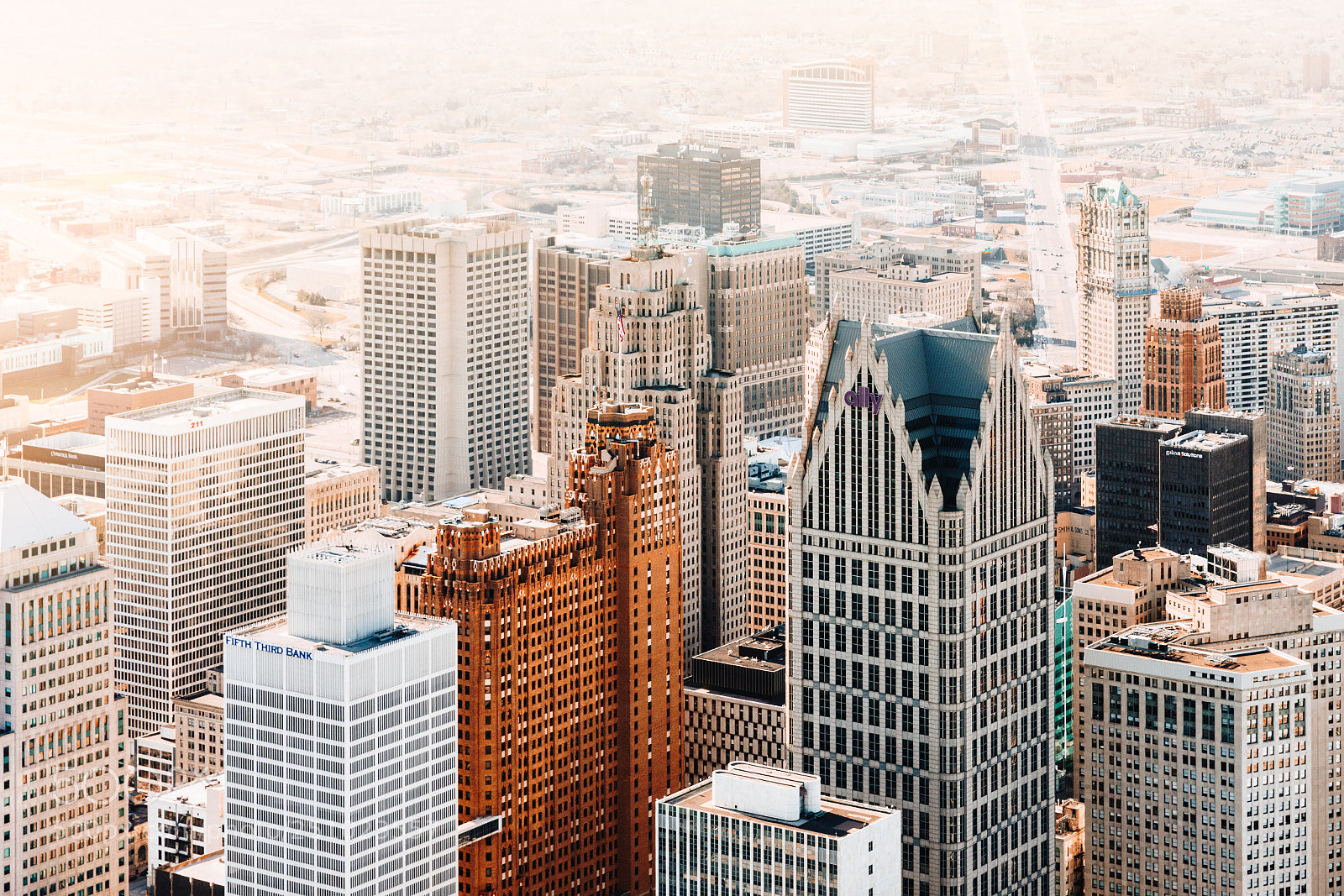 Canon EOS 5D Mark IV sample photo. Flying above detroit photography