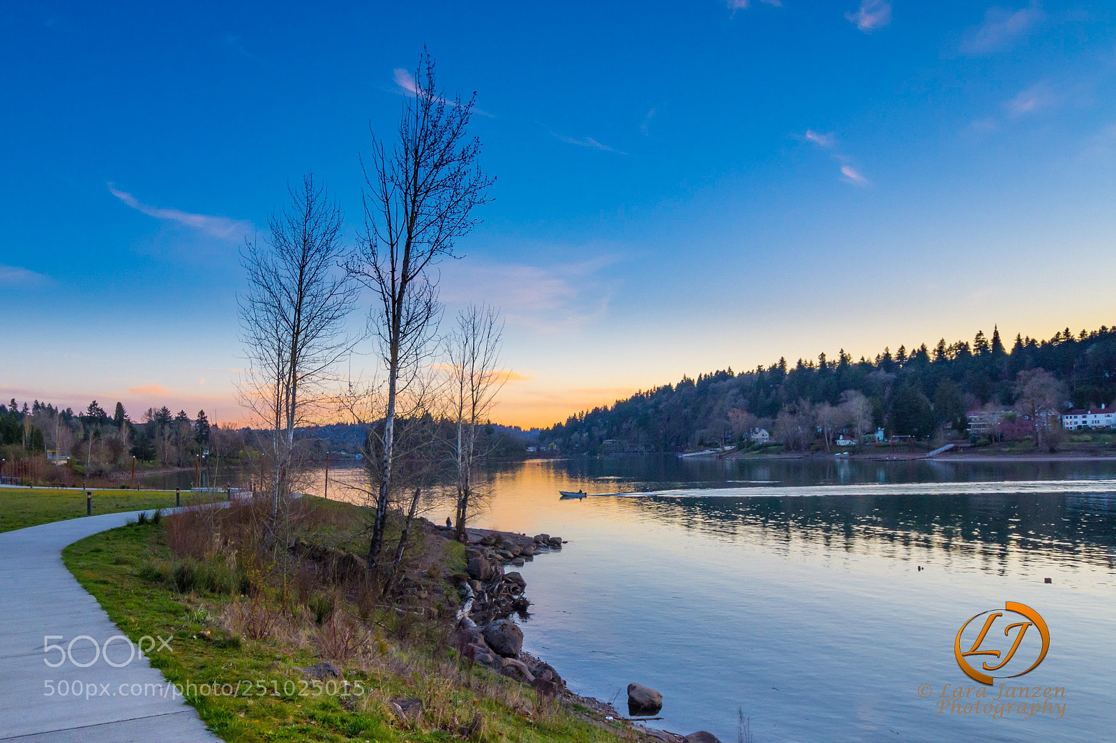 Nikon D7200 sample photo. Boating at dusk. photography
