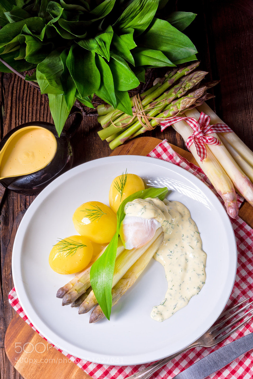 Nikon D810 sample photo. Asparagus with egg and photography