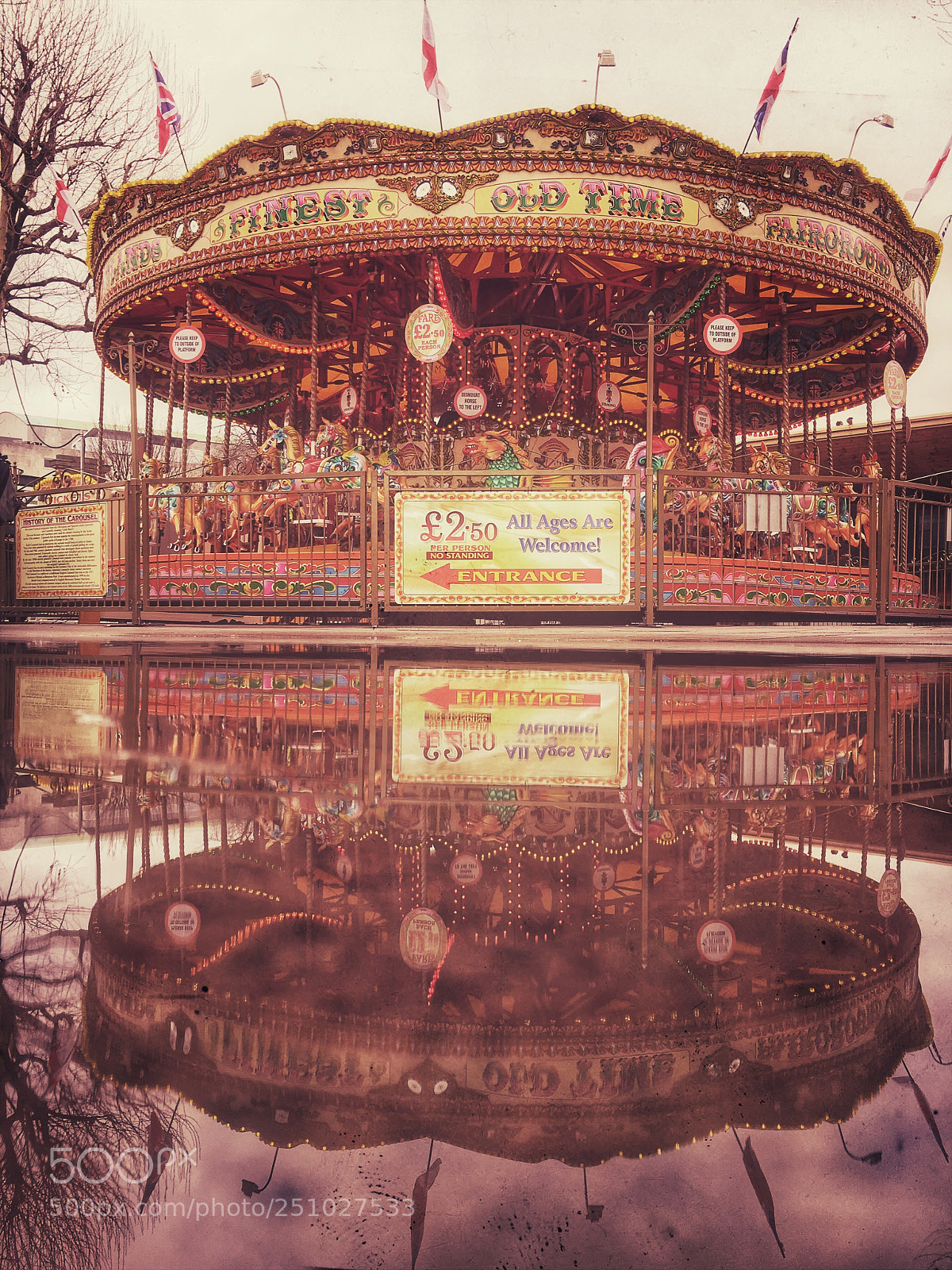 Apple iPhone 6s sample photo. Carousel reflection photography