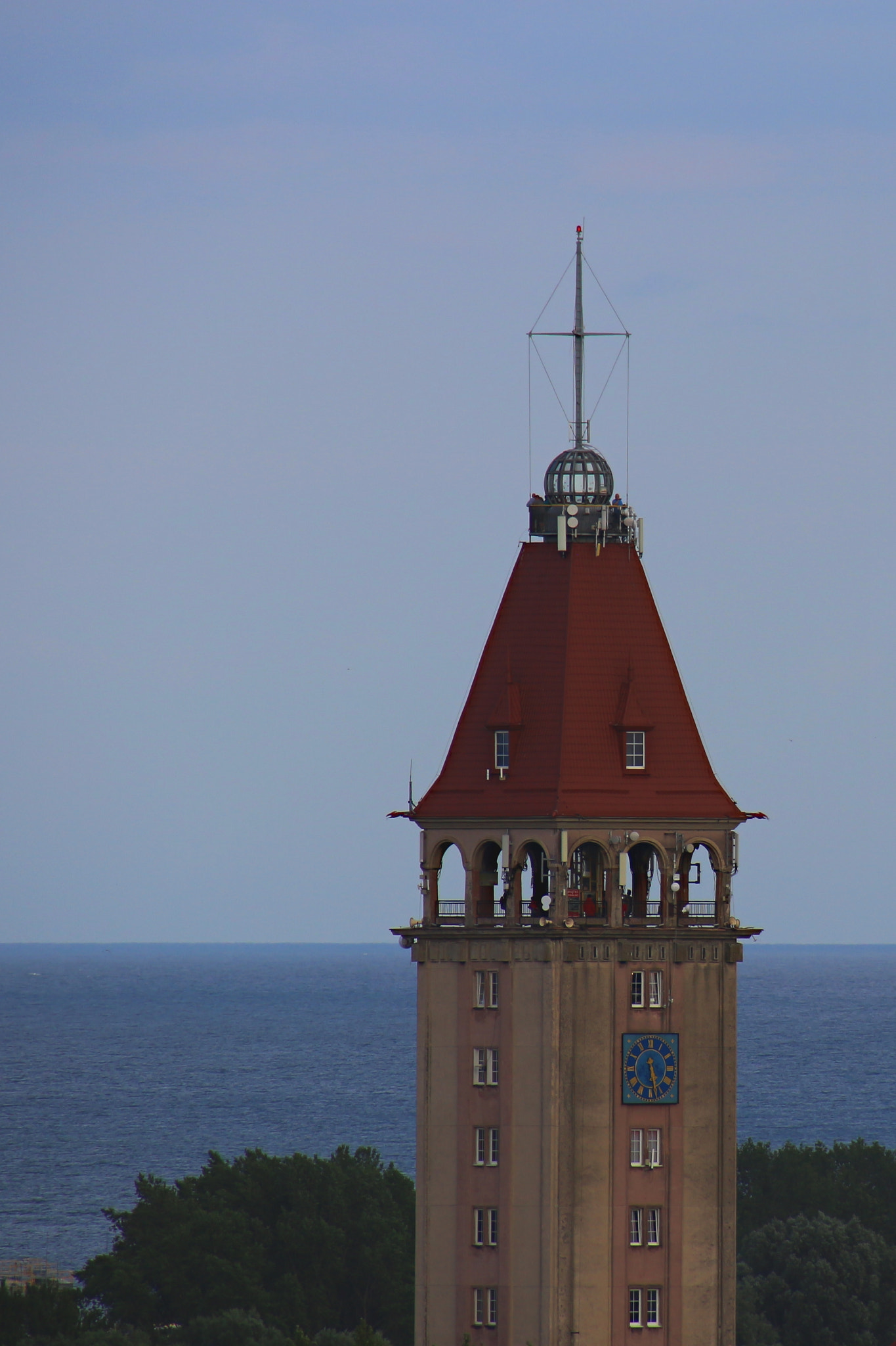 Sigma 18-250mm F3.5-6.3 DC OS HSM sample photo. 17:28 photography