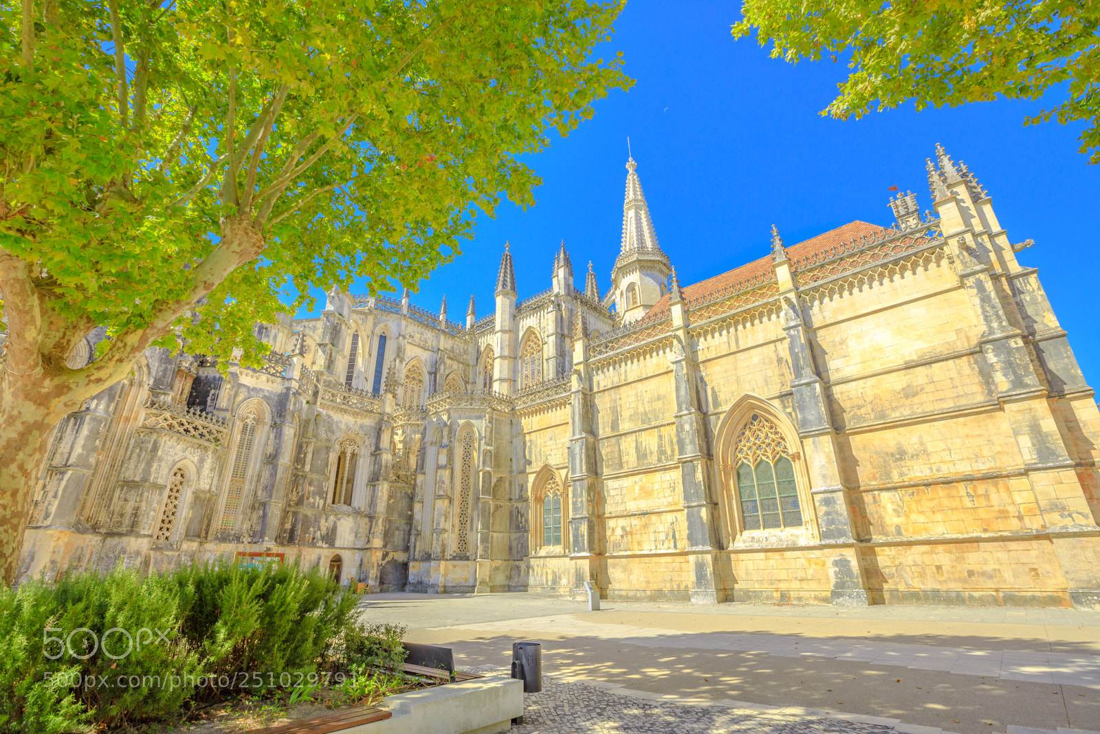 Canon EOS 5D Mark IV sample photo. Manastery batalha unesco heritage photography