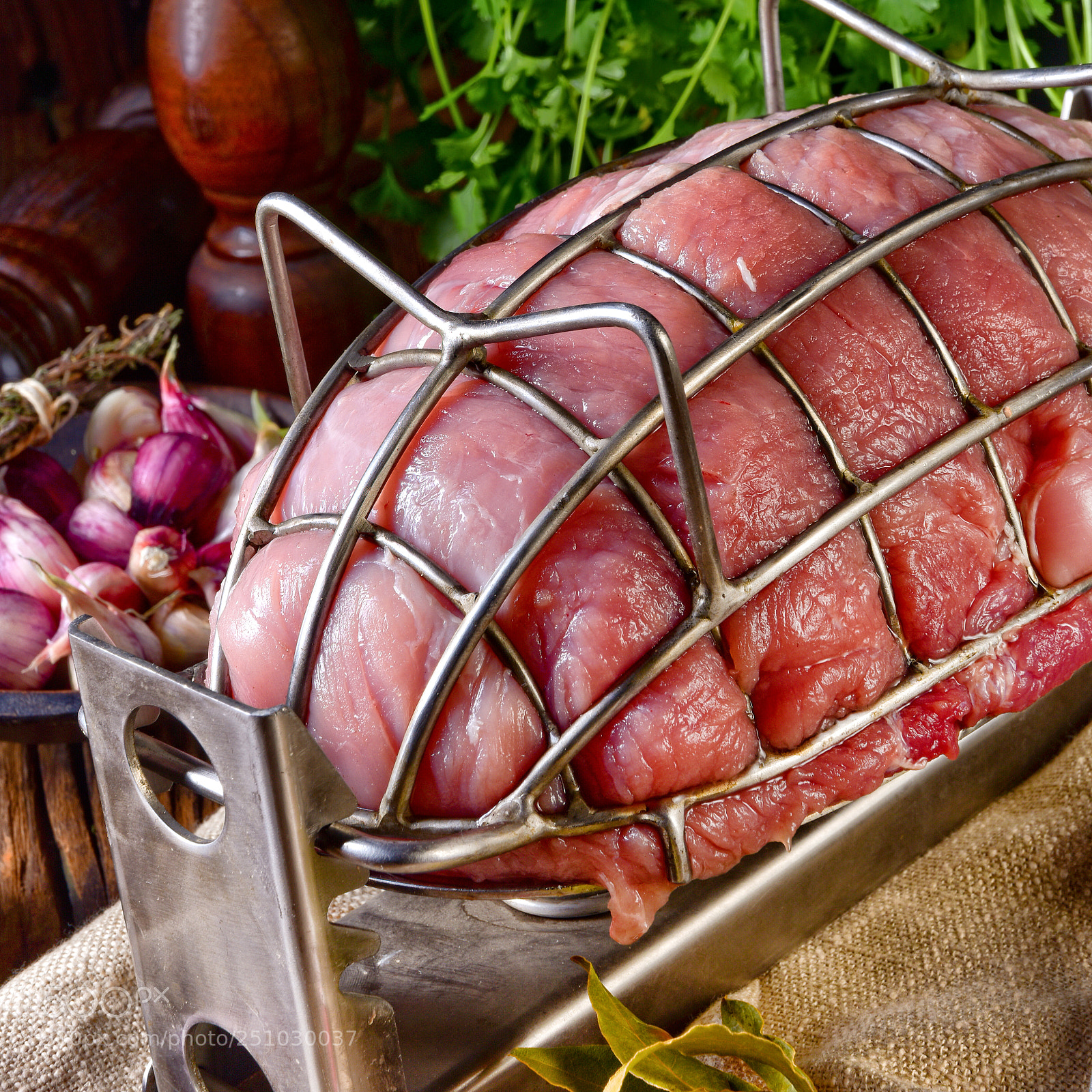 Nikon D810 sample photo. Pressure ham cooker with photography