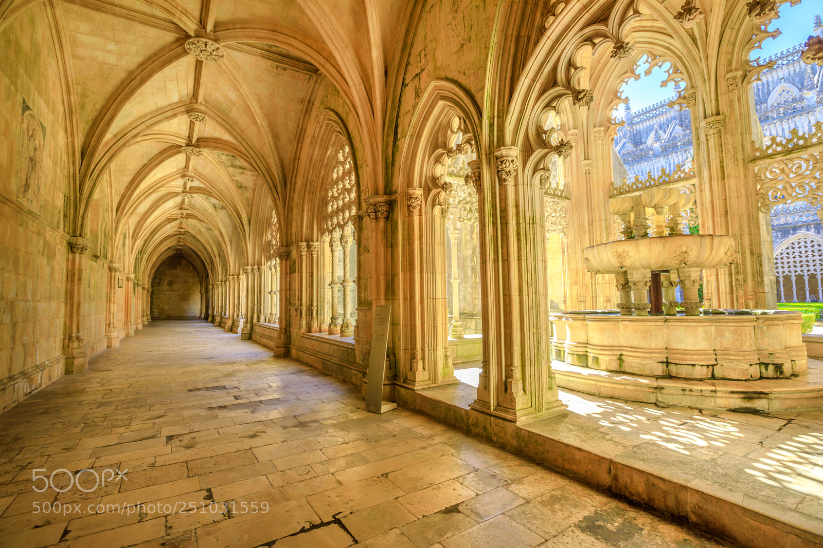 Canon EOS 5D Mark IV sample photo. Batalha monastery portugal photography