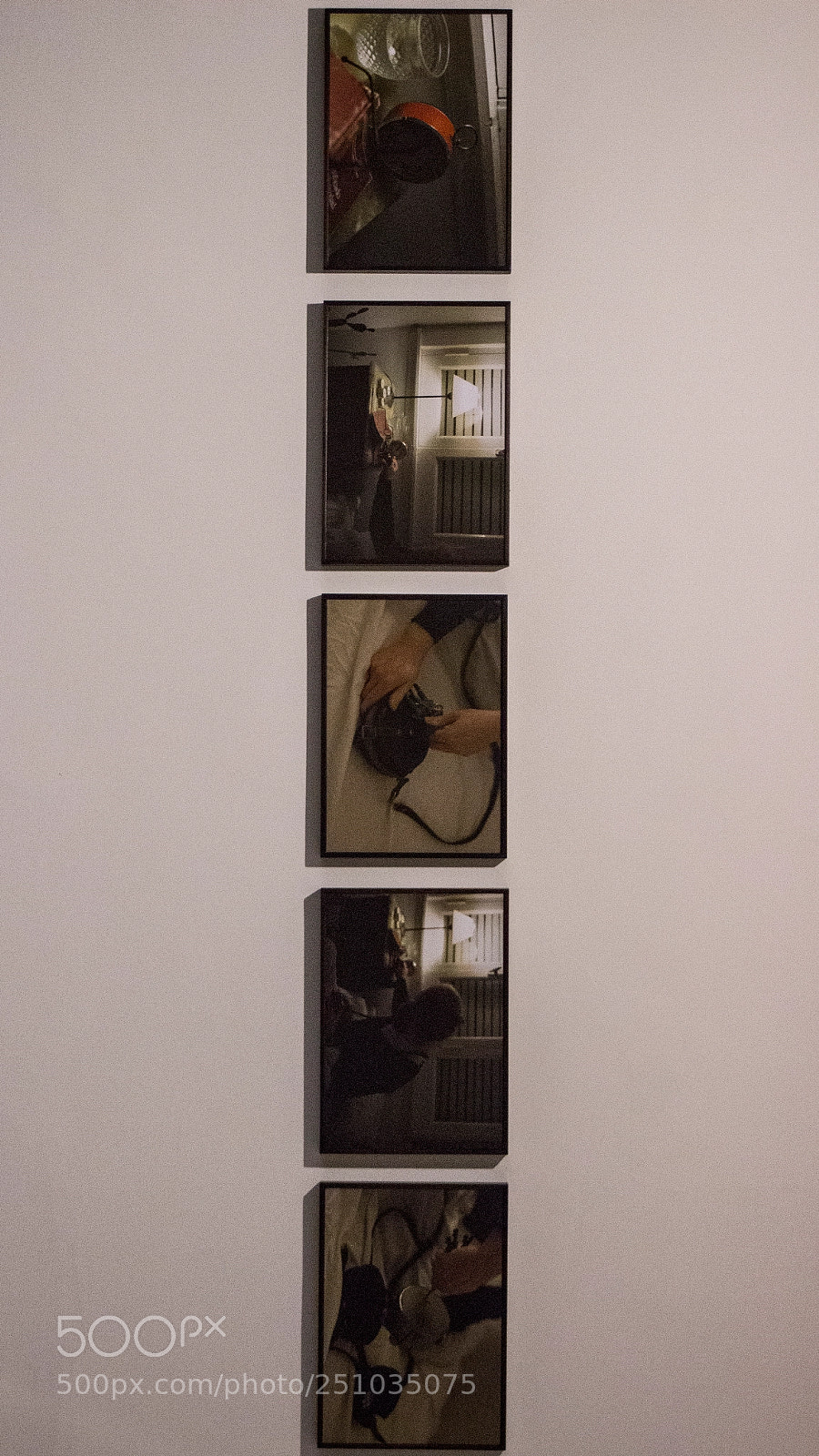 Canon EOS 600D (Rebel EOS T3i / EOS Kiss X5) sample photo. Museum paintings photography
