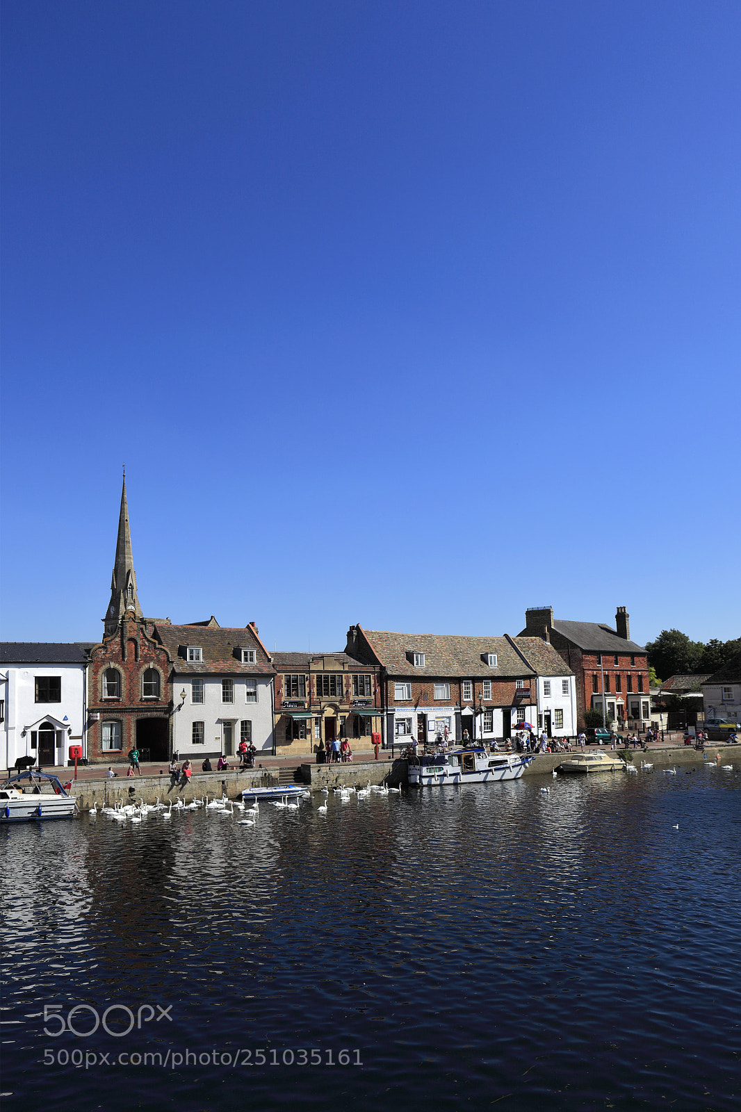 Canon EOS 5D Mark II sample photo. Boats on the river photography